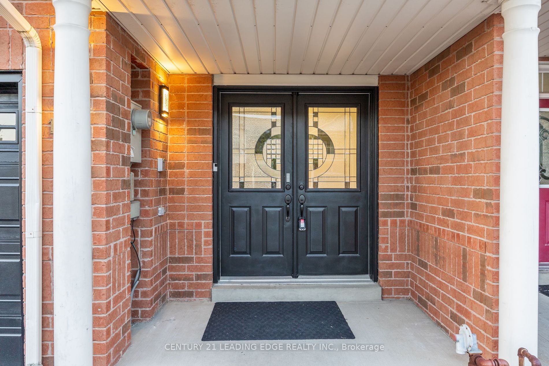 109 Angier Cres