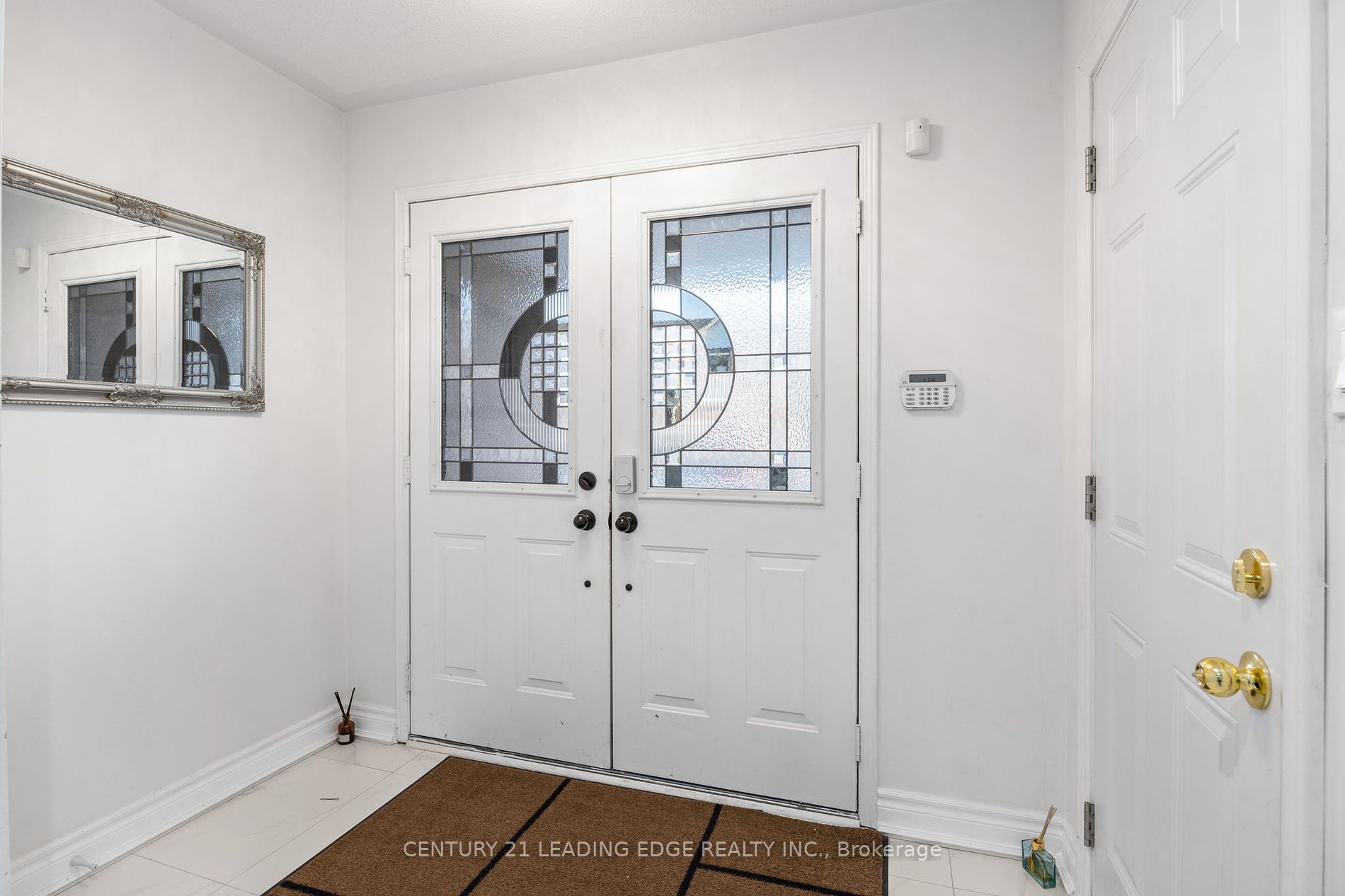 109 Angier Cres