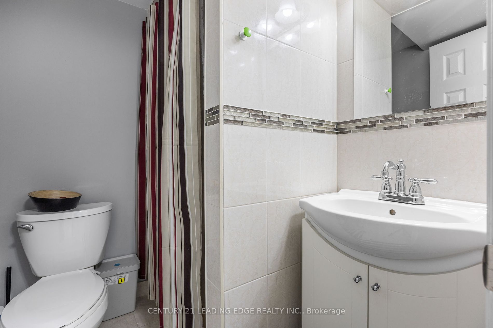 109 Angier Cres