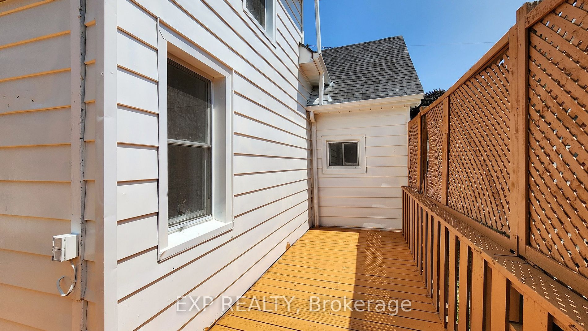 324 French Street