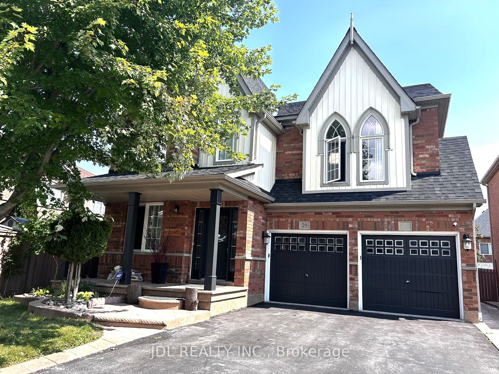 29 dunwell Crescent