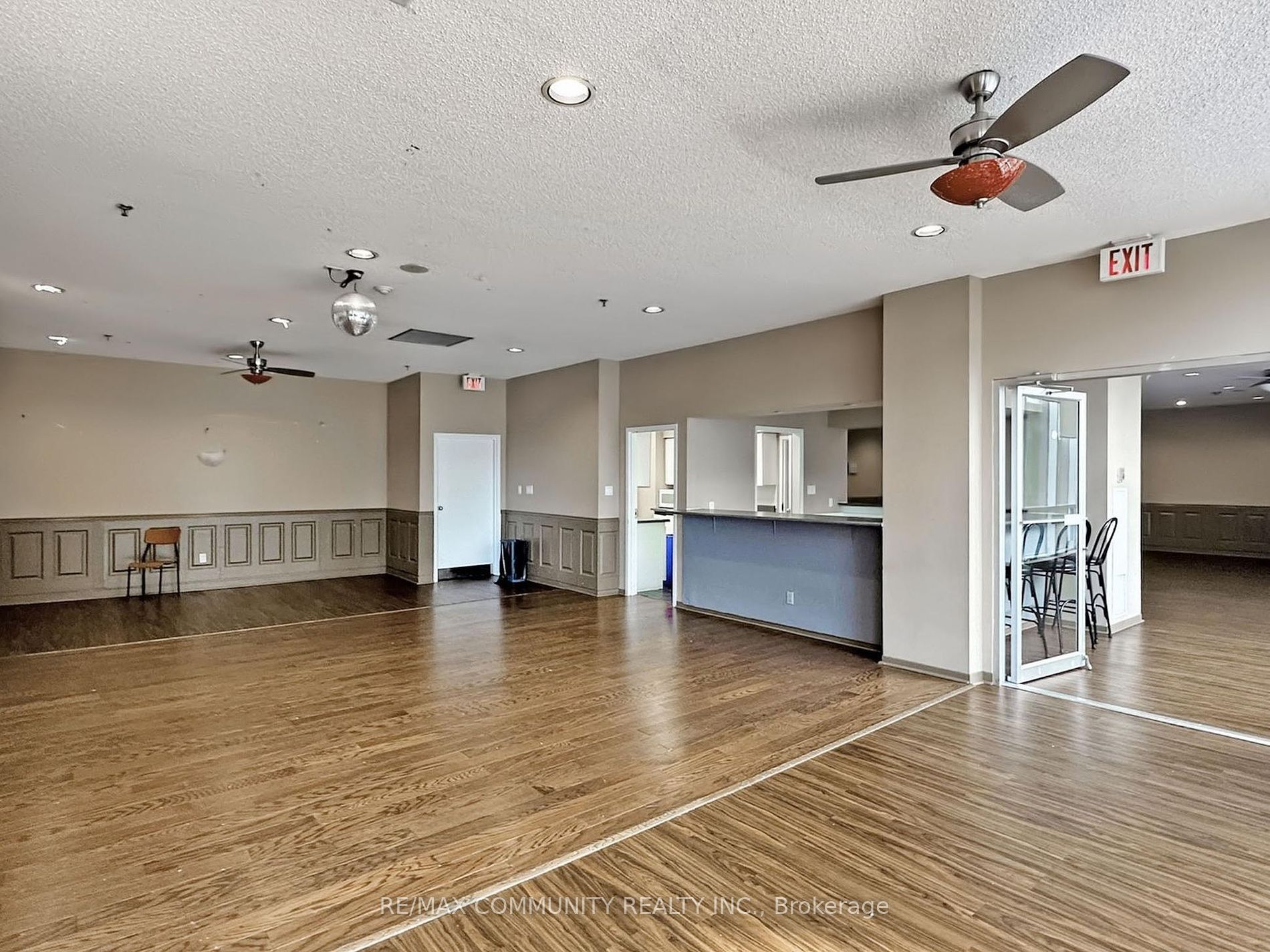 1470 Midland Avenue, #511