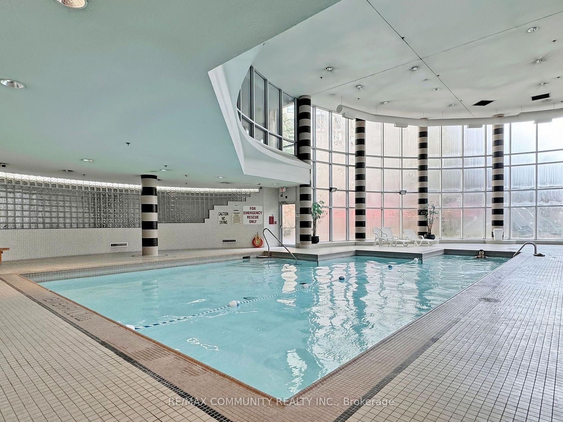 1470 Midland Avenue, #511
