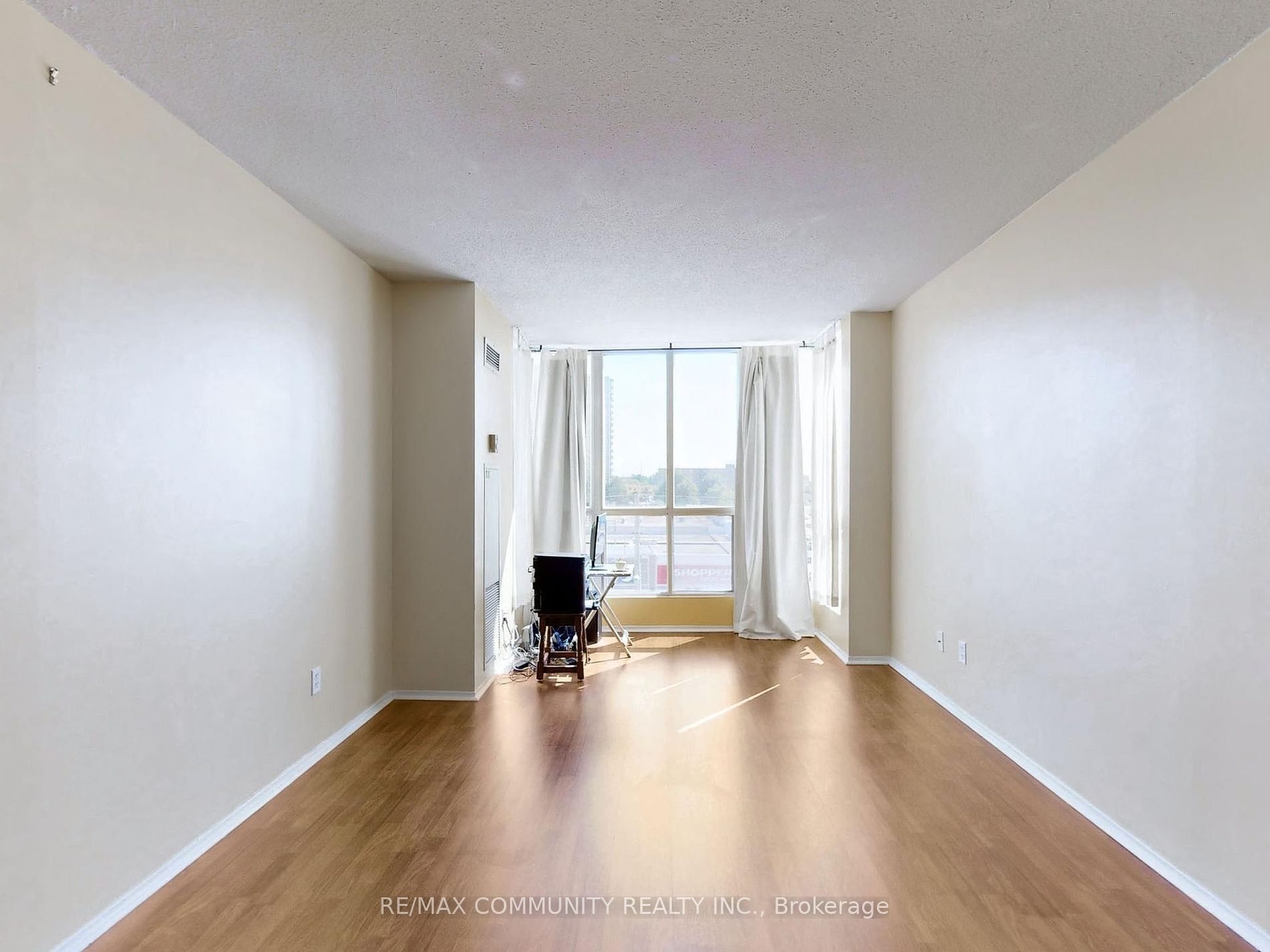 1470 Midland Avenue, #511