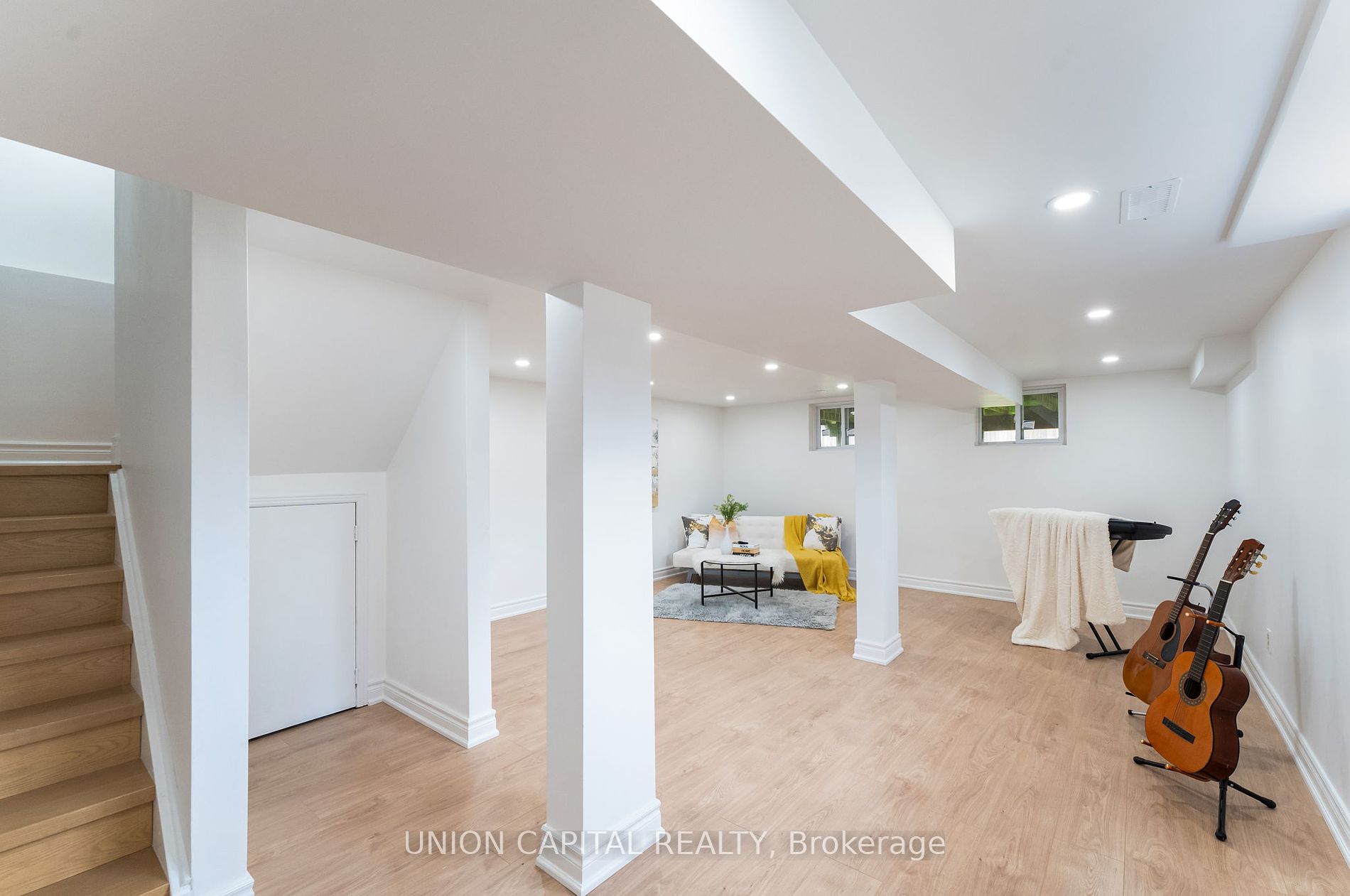 20 Empire Cres