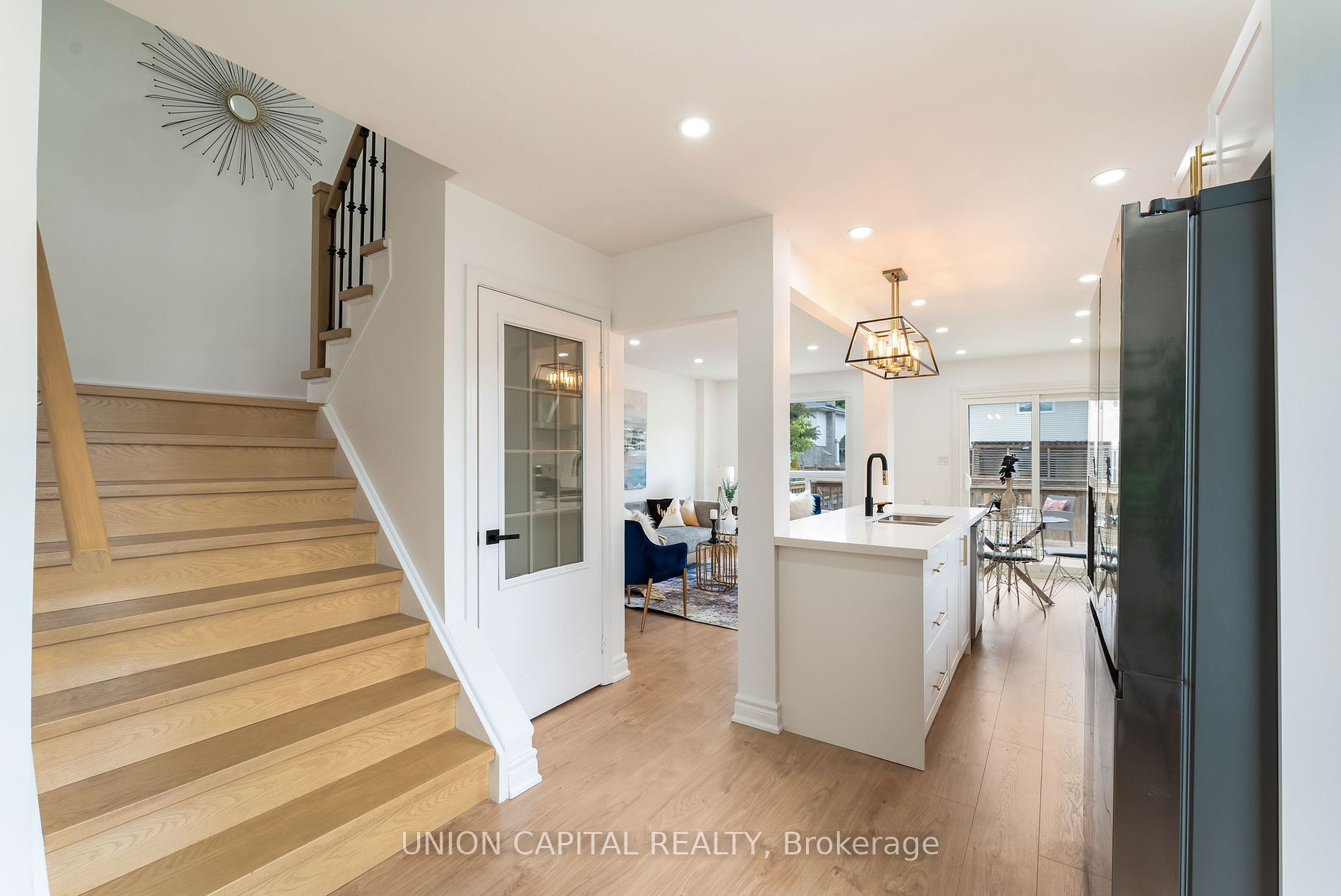 20 Empire Cres