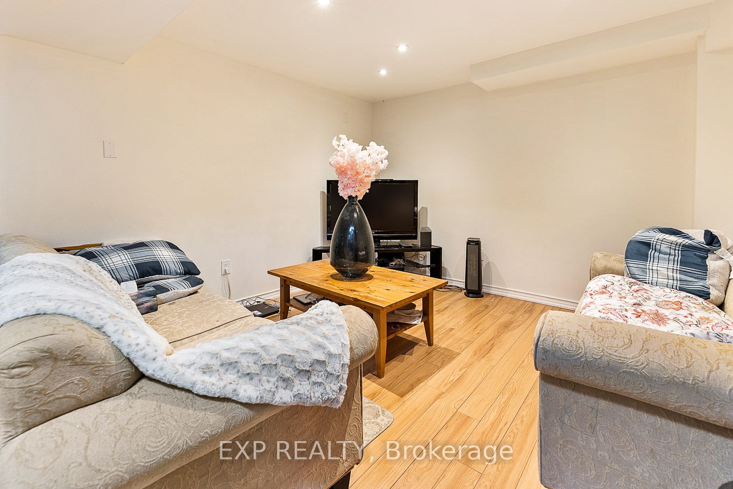 13 Fearn Cres
