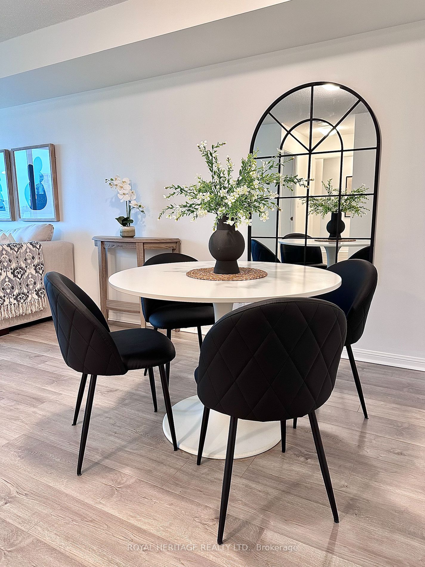 18 Lee Centre Drive, #2110