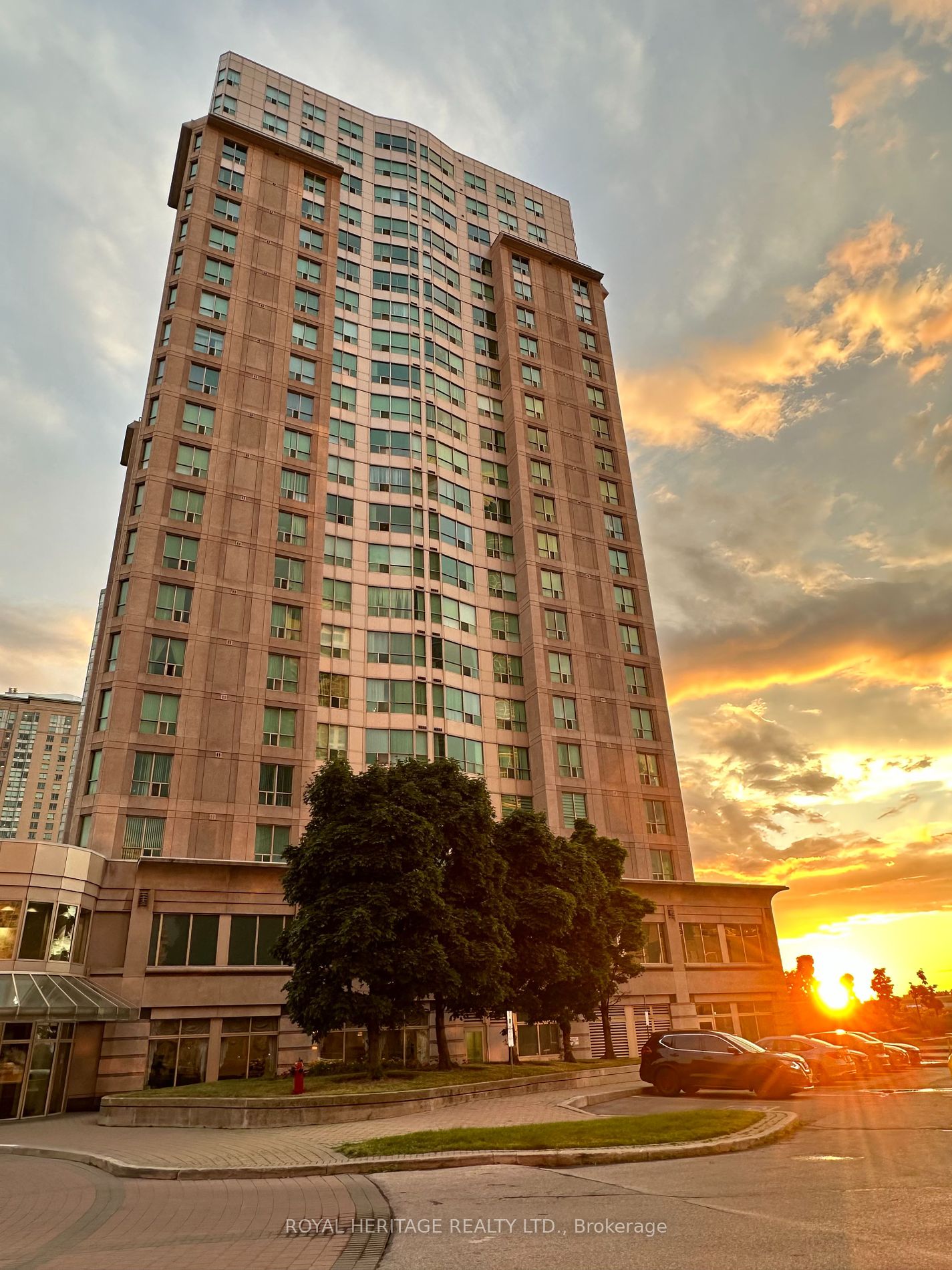 18 Lee Centre Drive, #2110