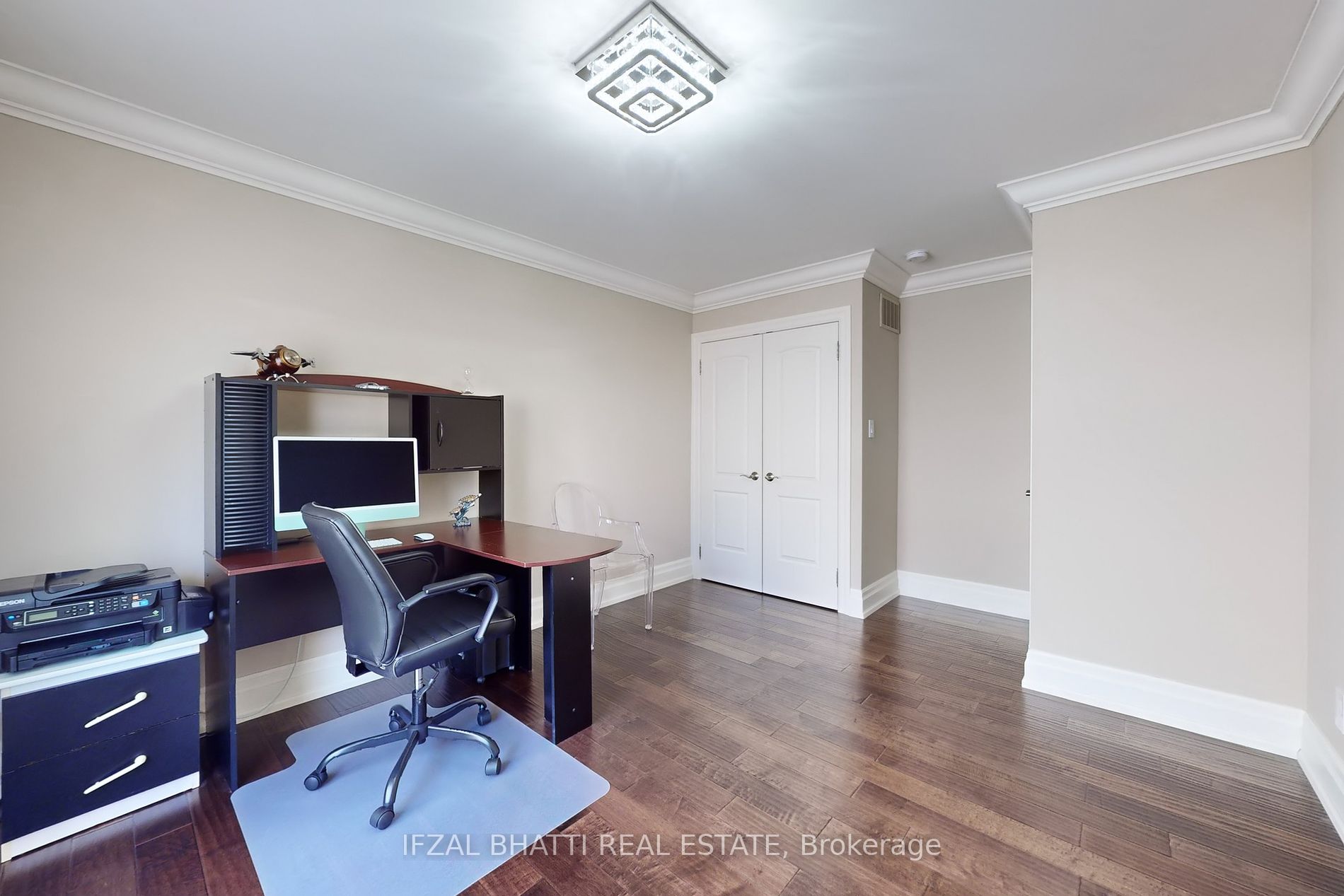 14 Glenview Road