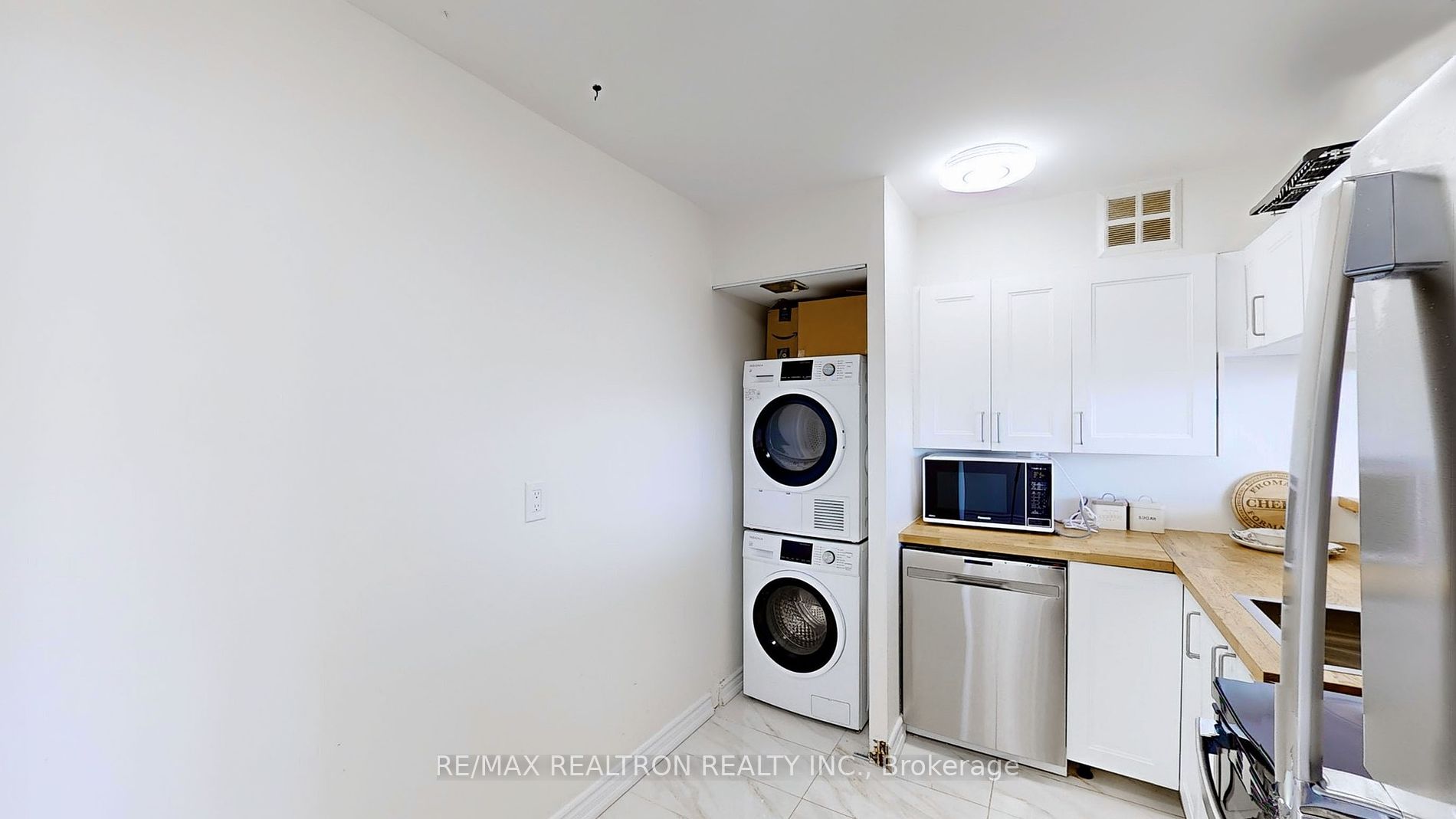 3050 Ellesmere Road, #1619