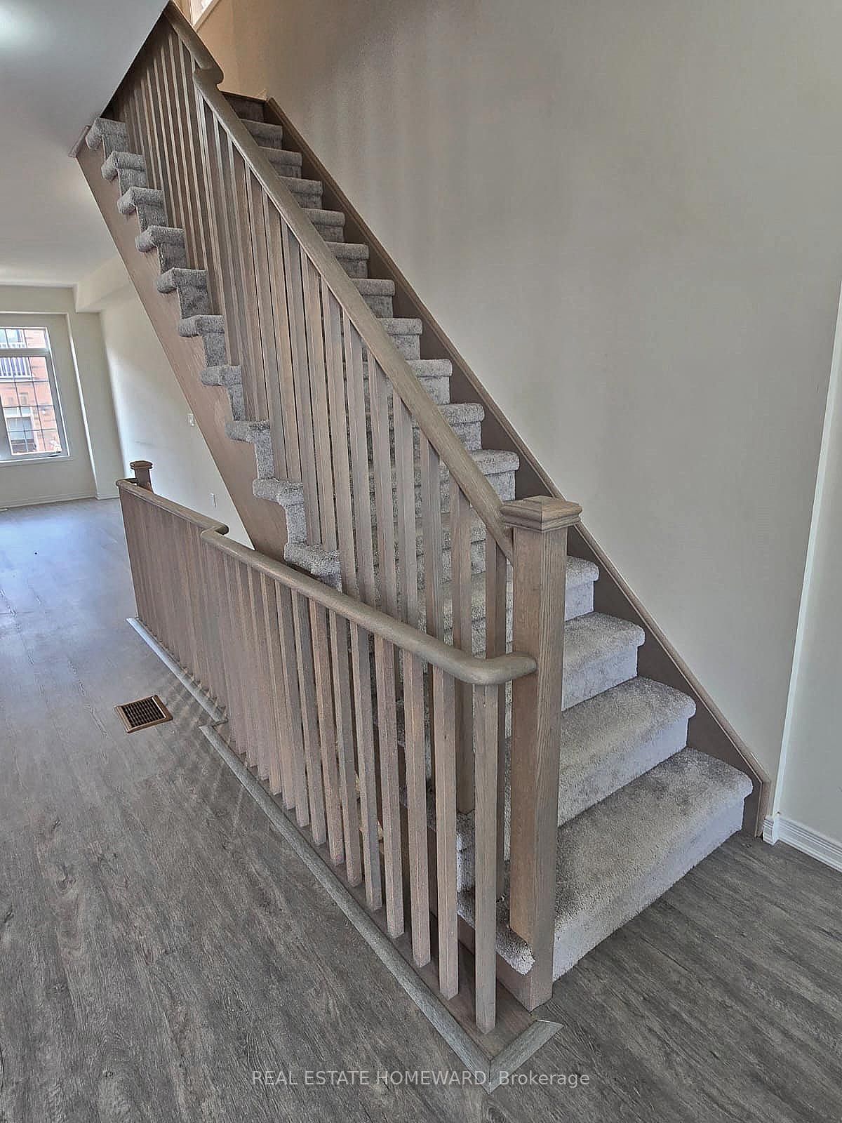 8 Healthcote Lane
