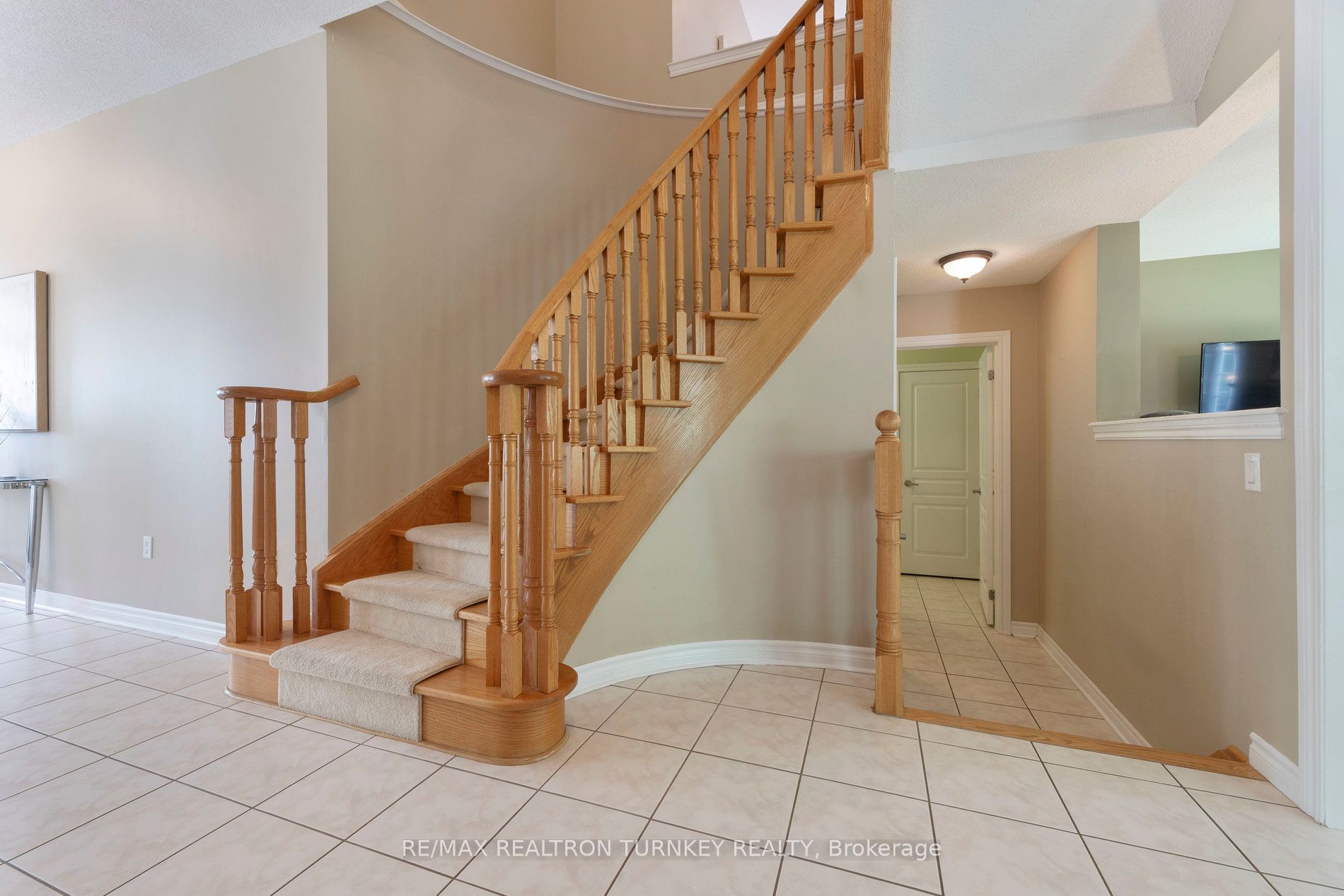 121 Rivers Edge Place