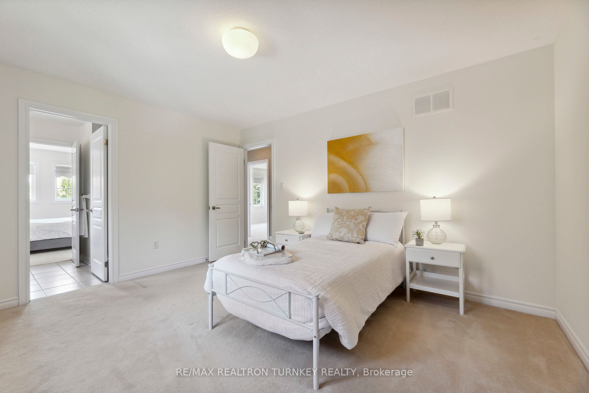 121 Rivers Edge Place