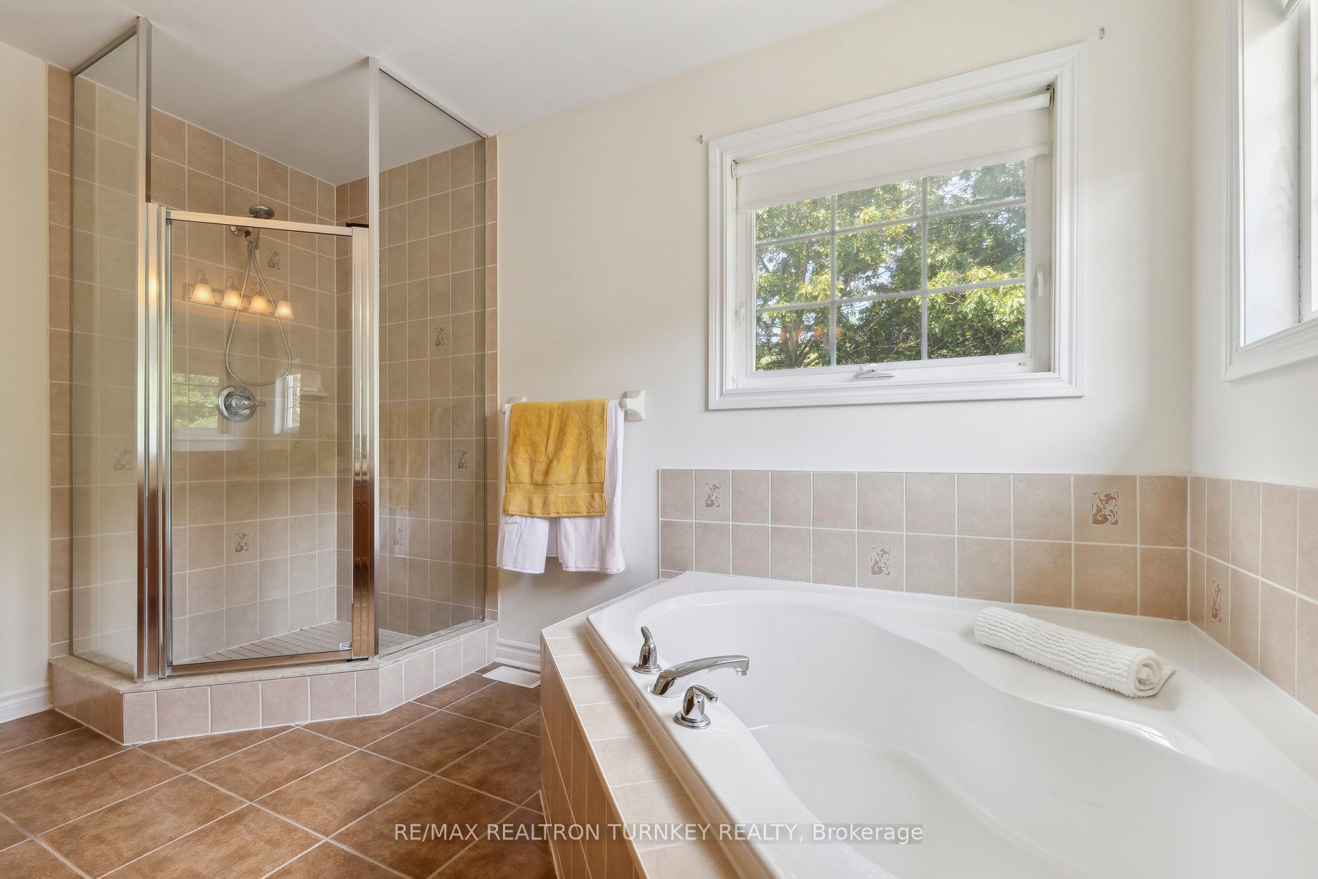 121 Rivers Edge Place