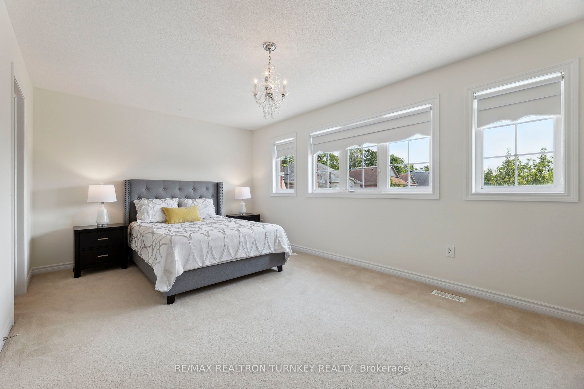 121 Rivers Edge Place