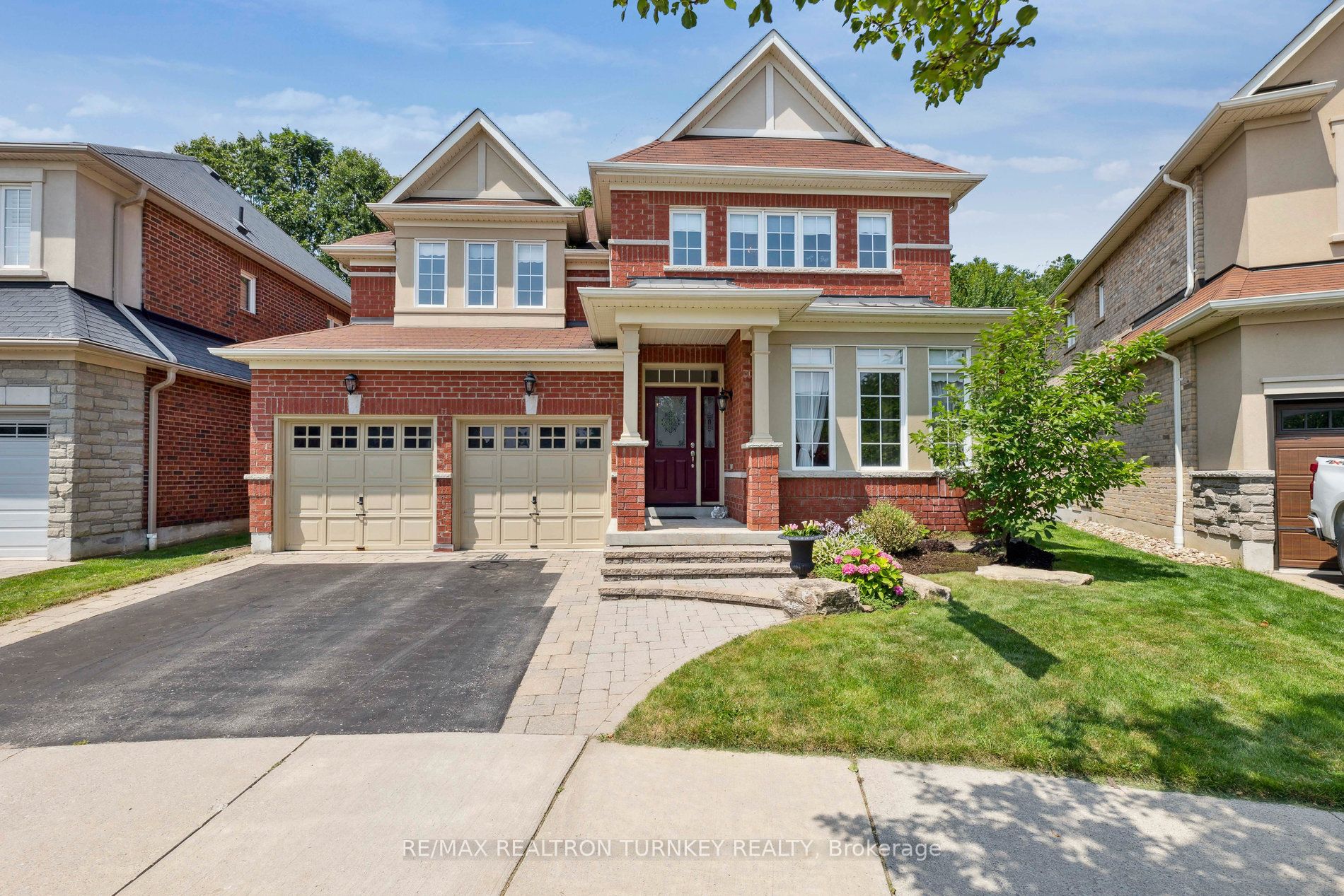 121 Rivers Edge Place