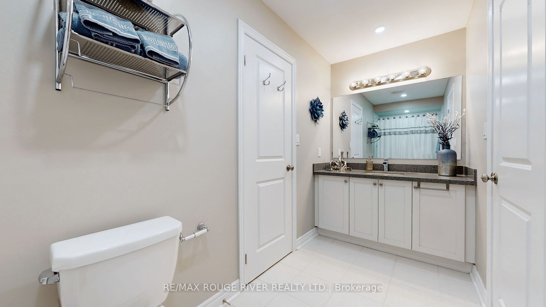 2620 Cerise Manor