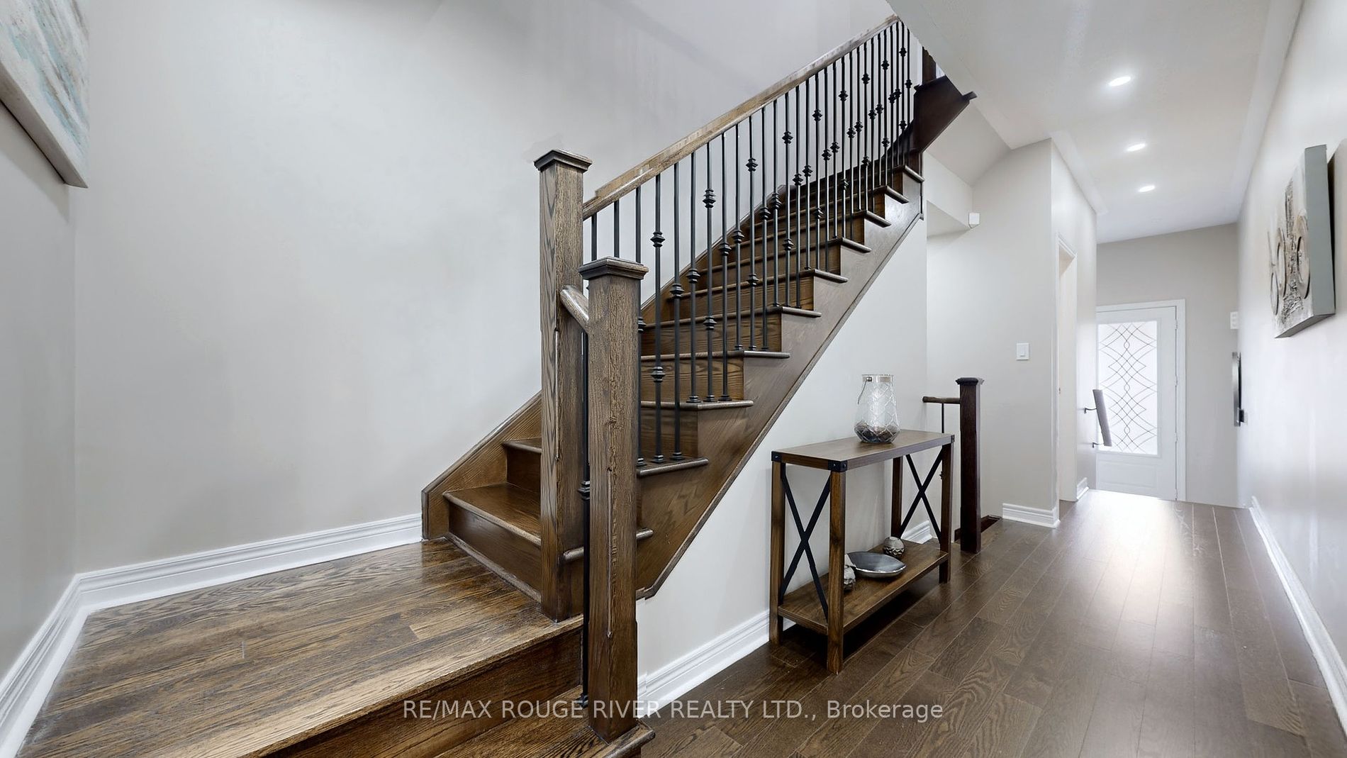 2620 Cerise Manor