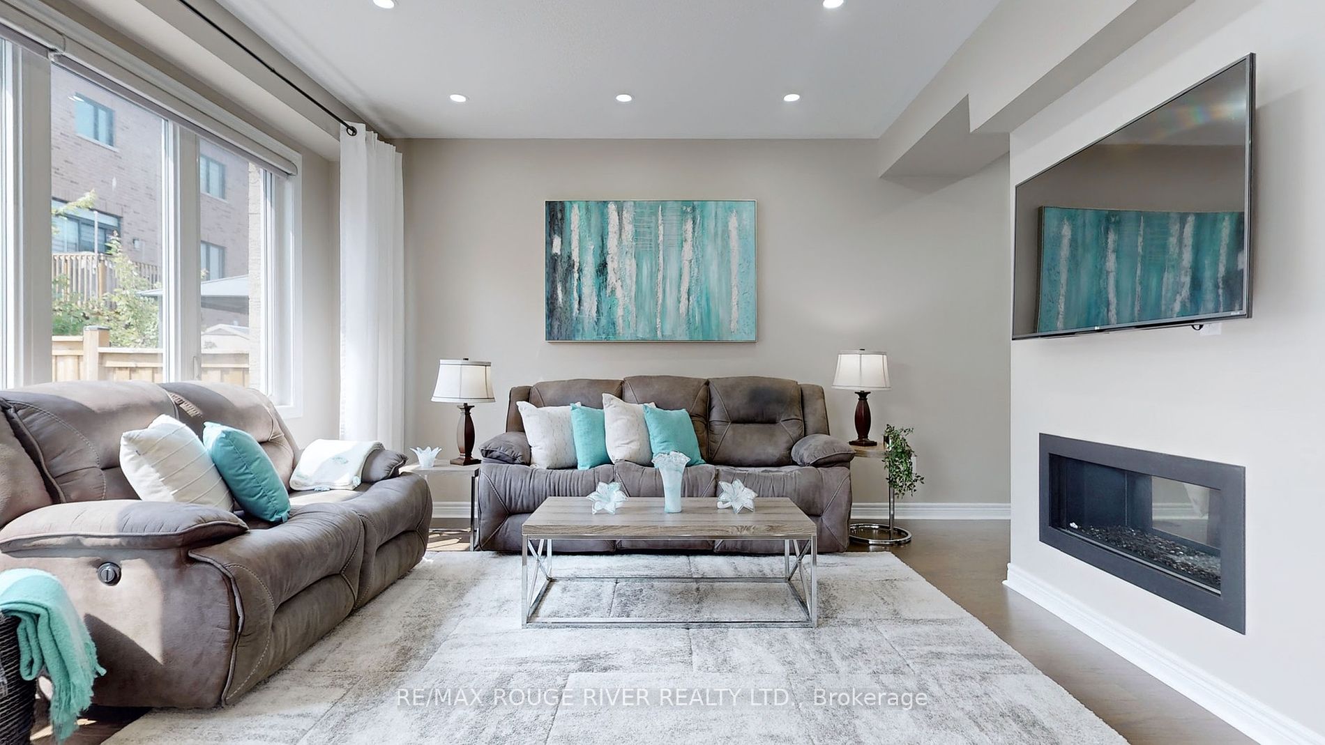 2620 Cerise Manor