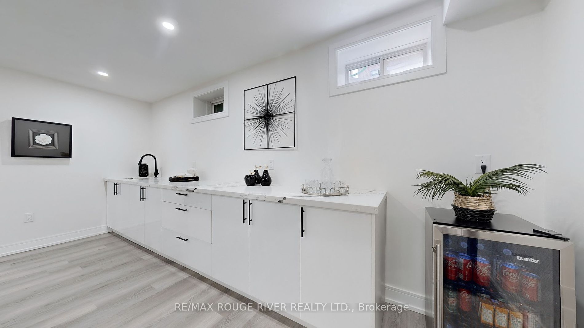 2620 Cerise Manor