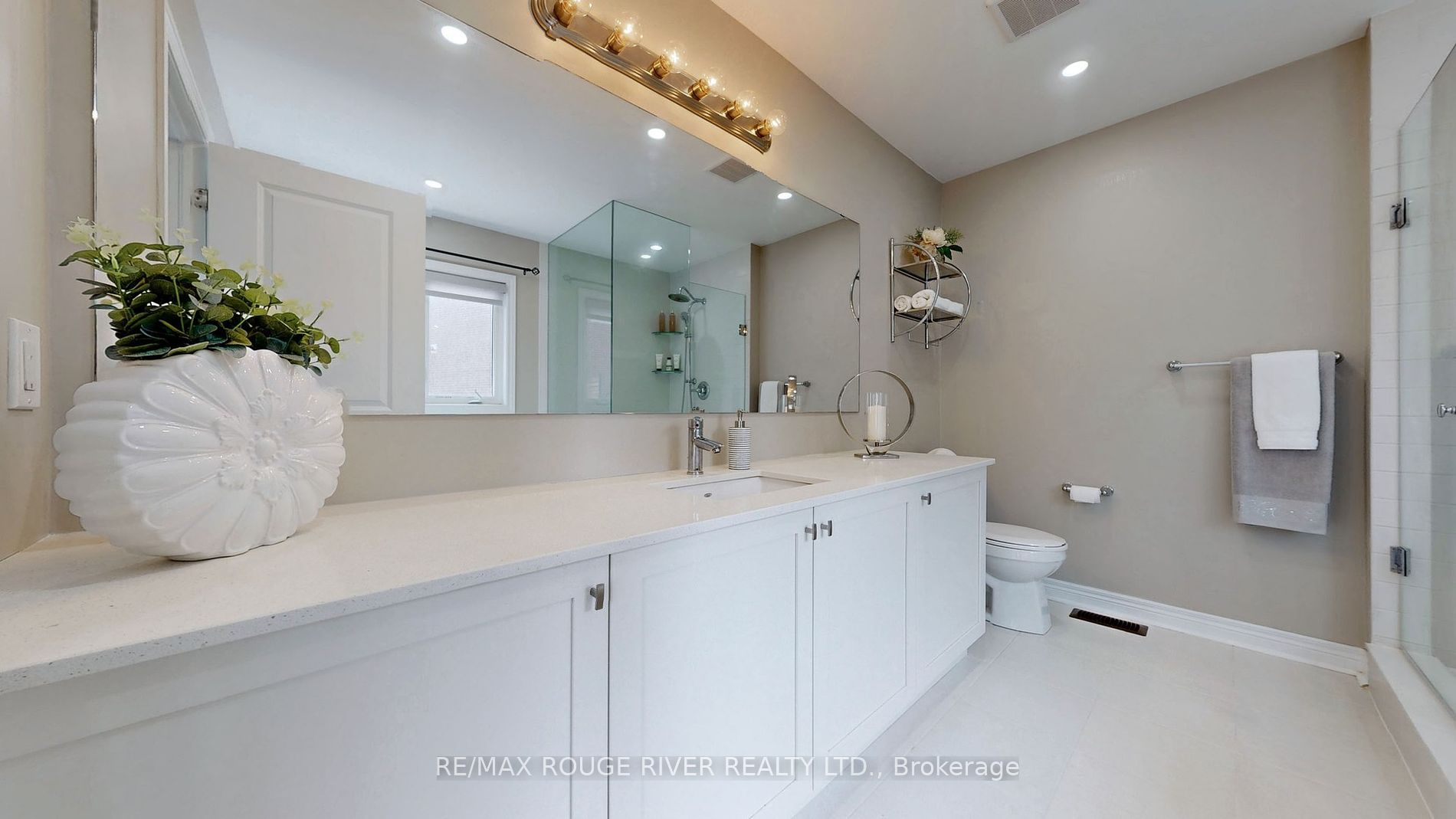 2620 Cerise Manor