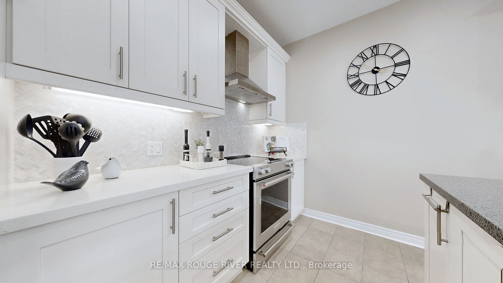 2620 Cerise Manor