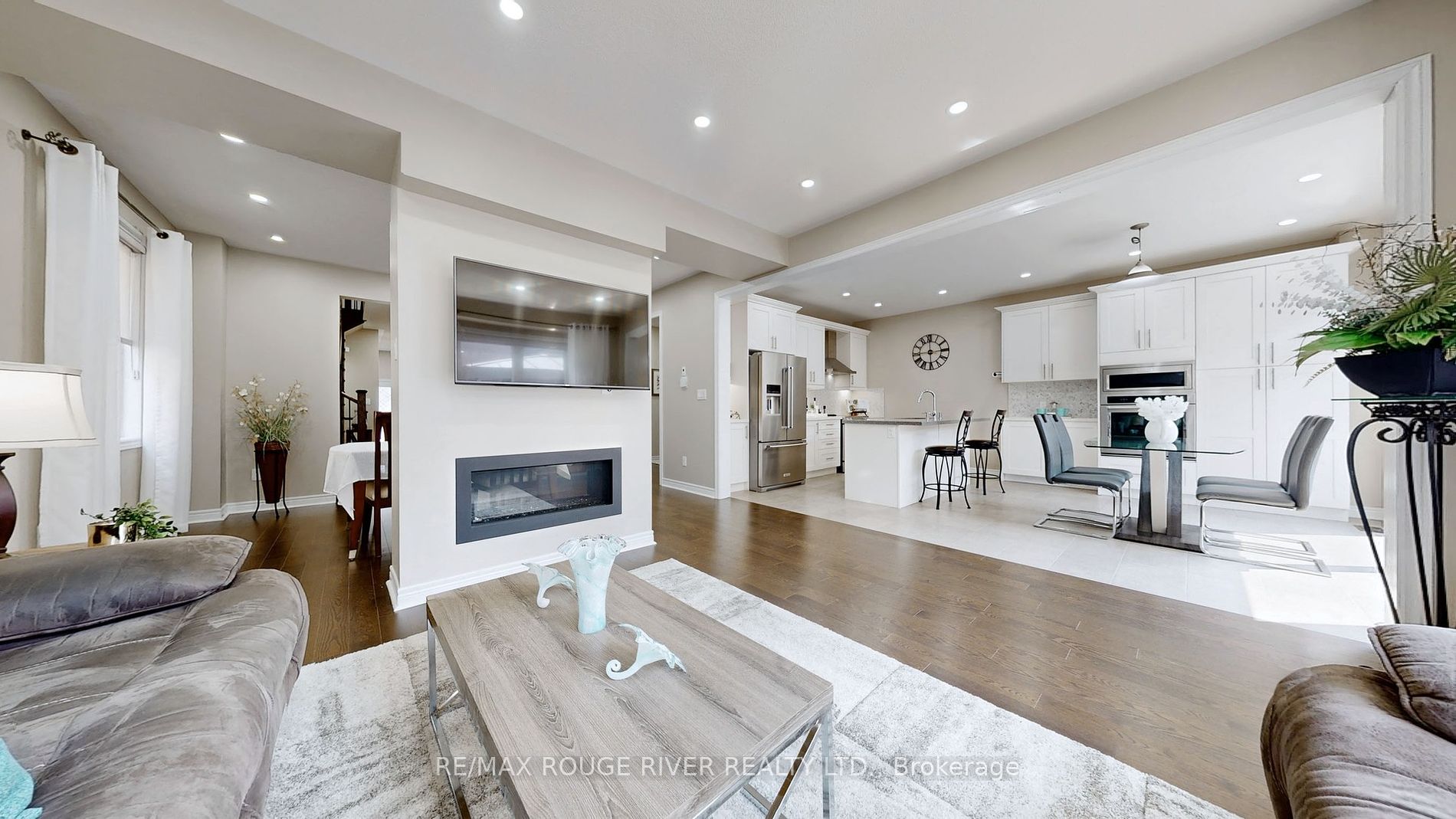 2620 Cerise Manor