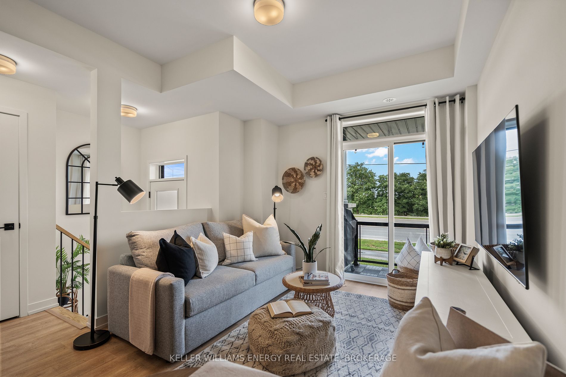 2550 Castlegate Crossing, #302