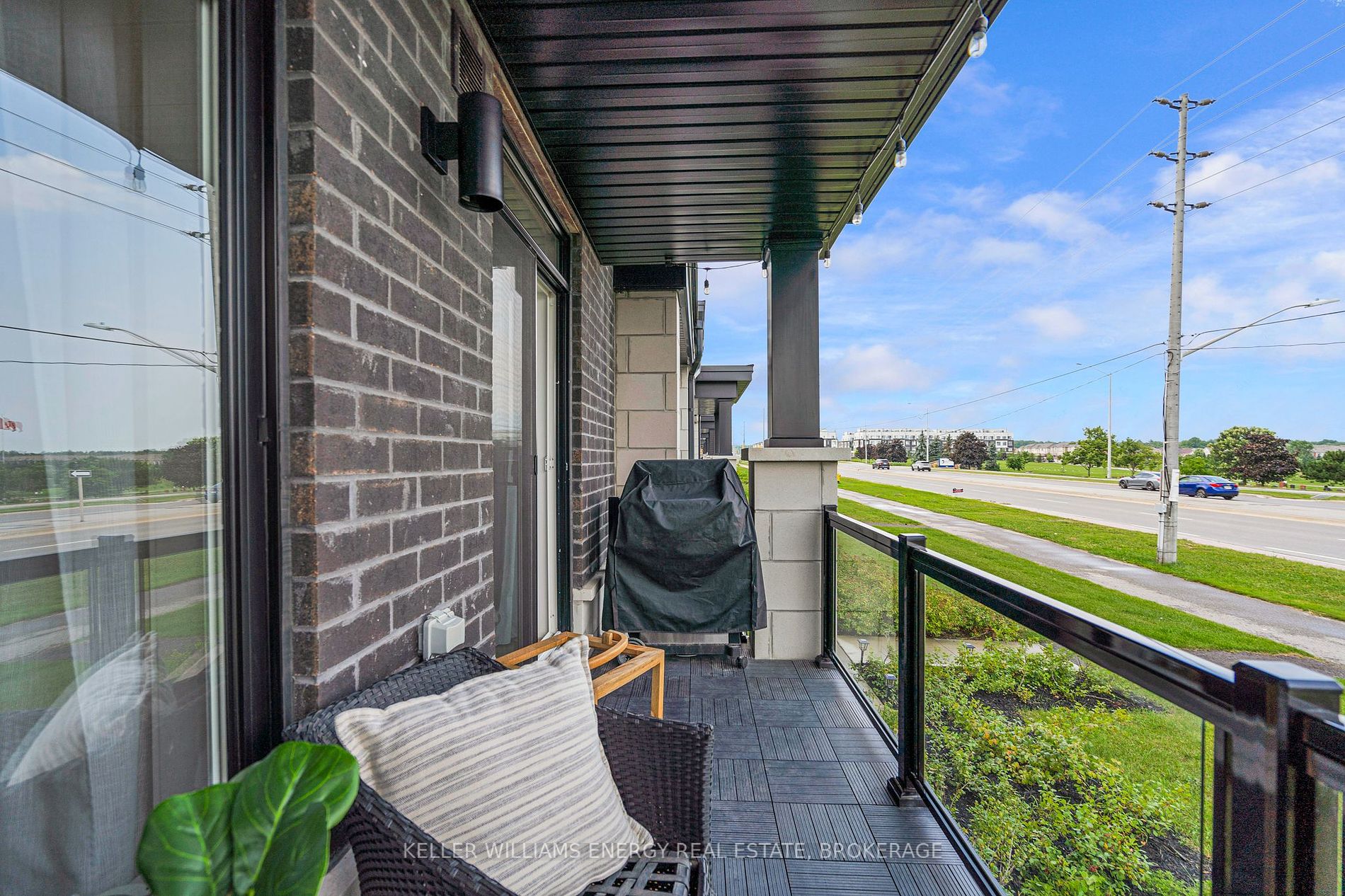 2550 Castlegate Crossing, #302