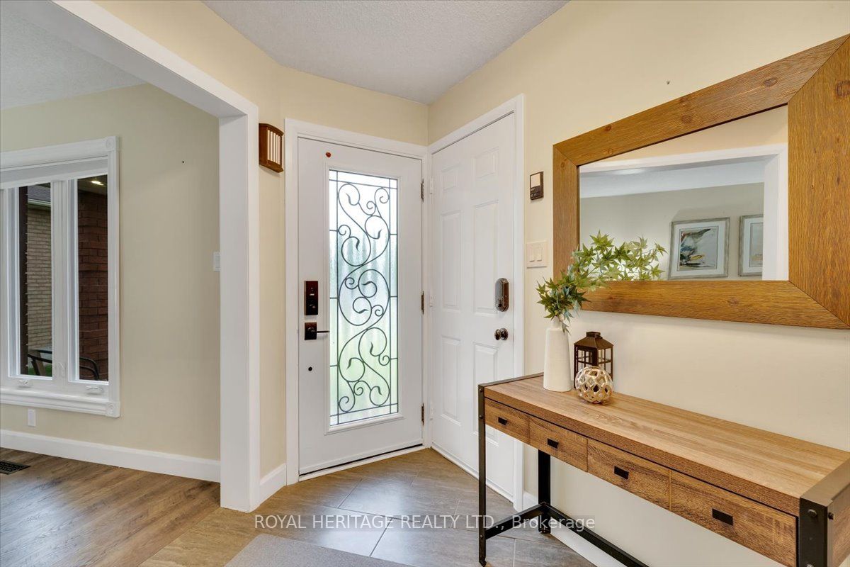 107 Clayton Crescent