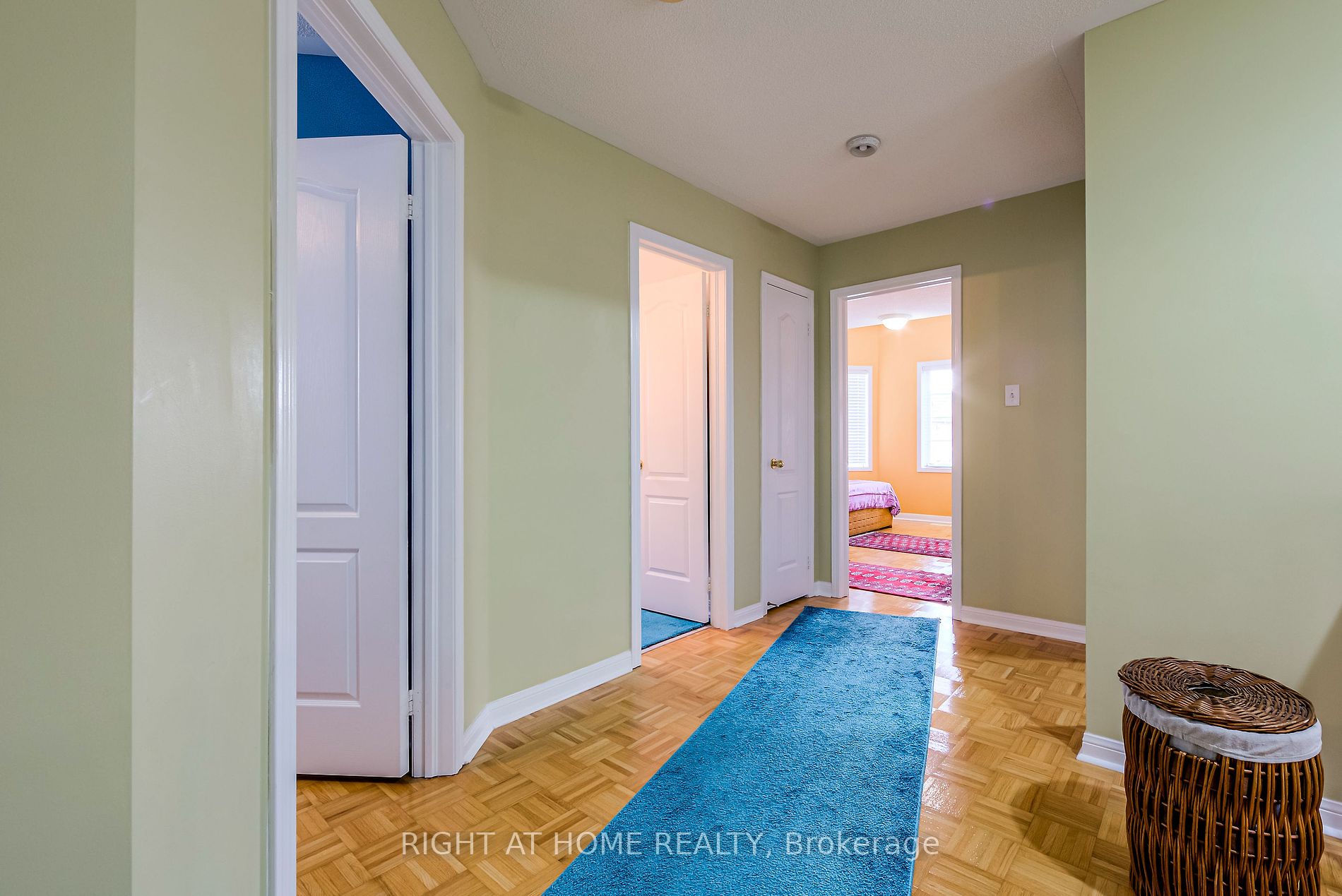 44 Candlebrook Crescent