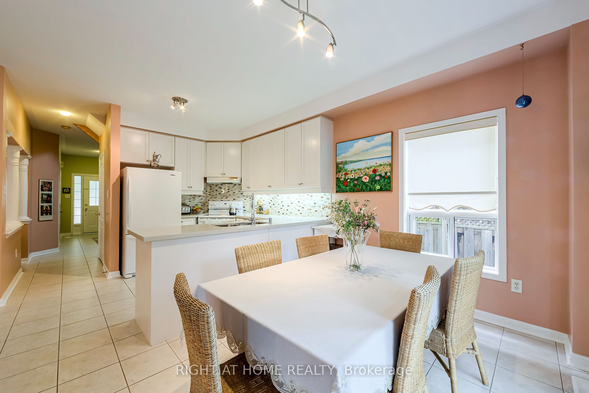 44 Candlebrook Crescent