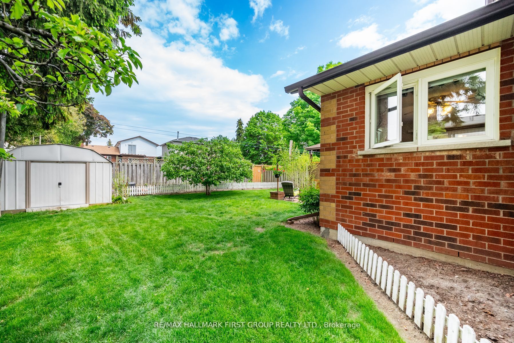 33 Renwick Rd