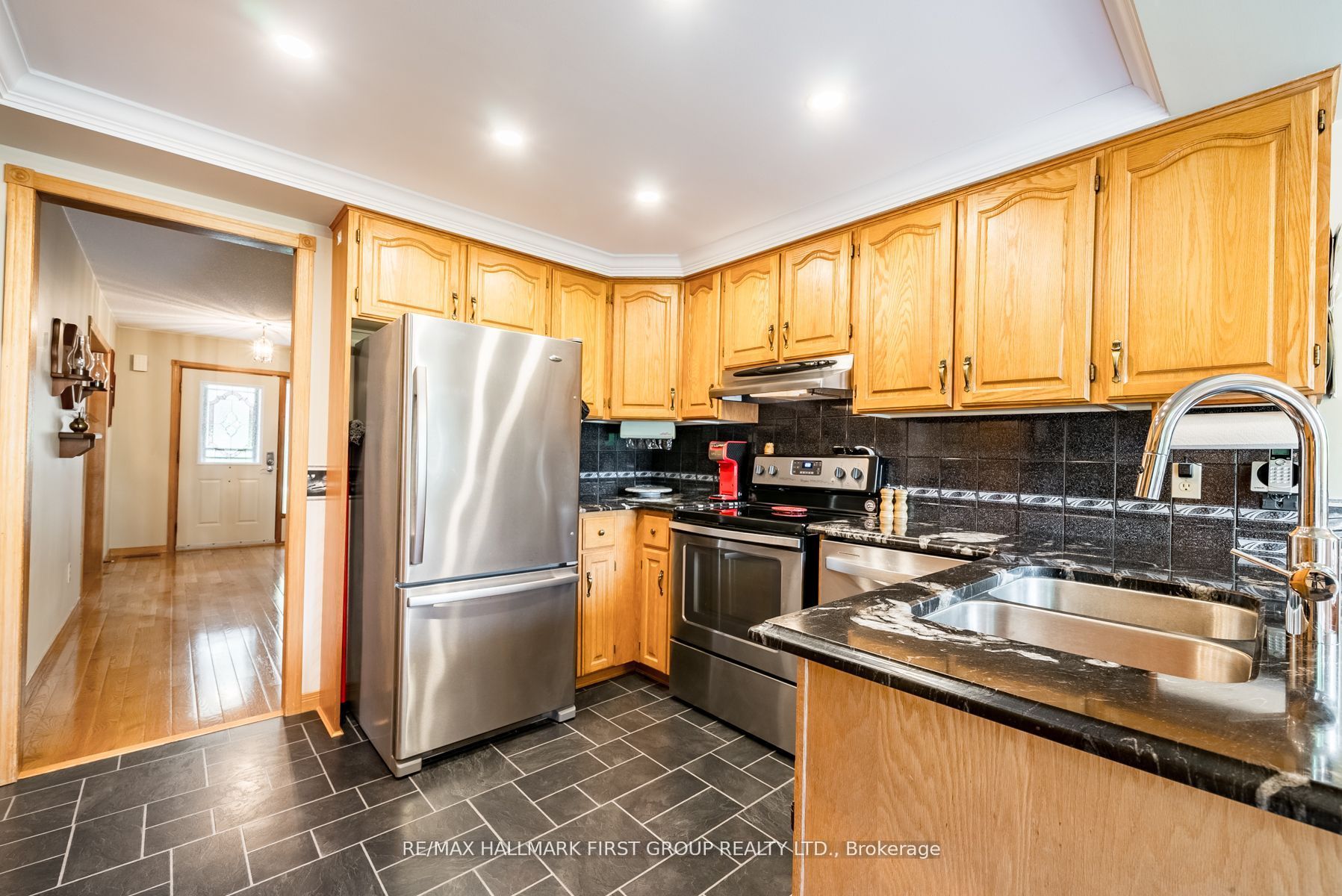 33 Renwick Rd