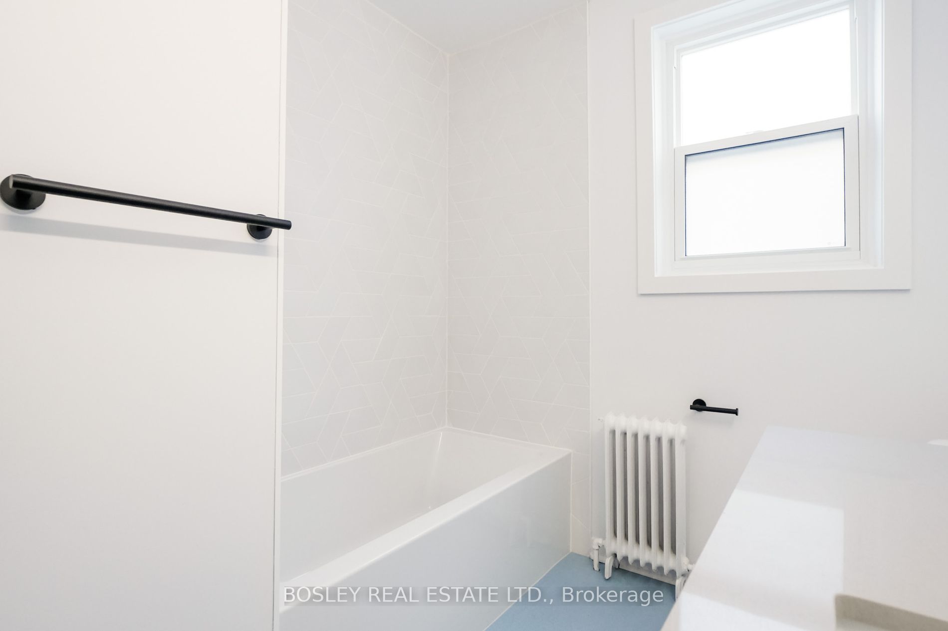 555 Birchmount Rd