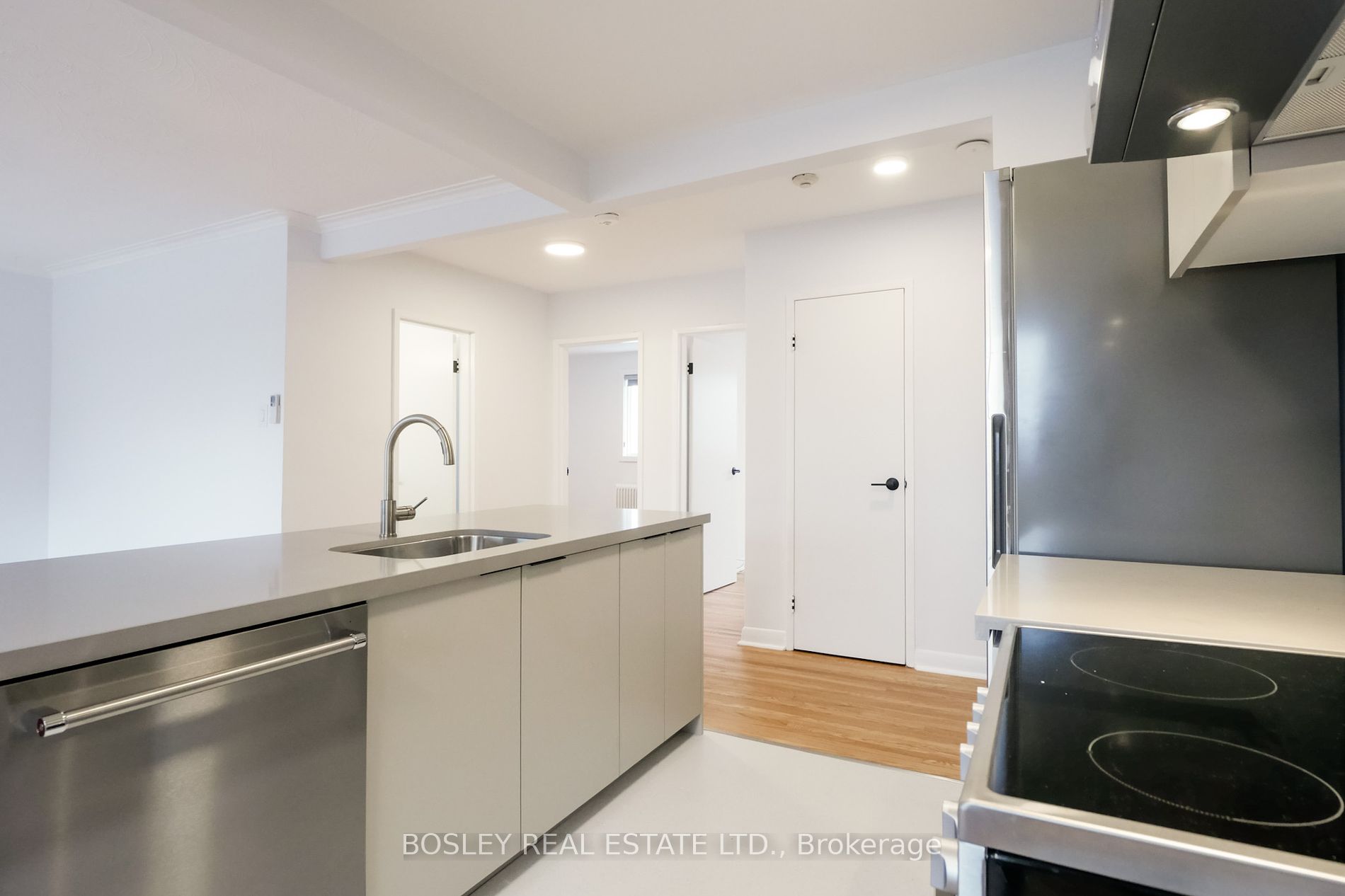 555 Birchmount Rd