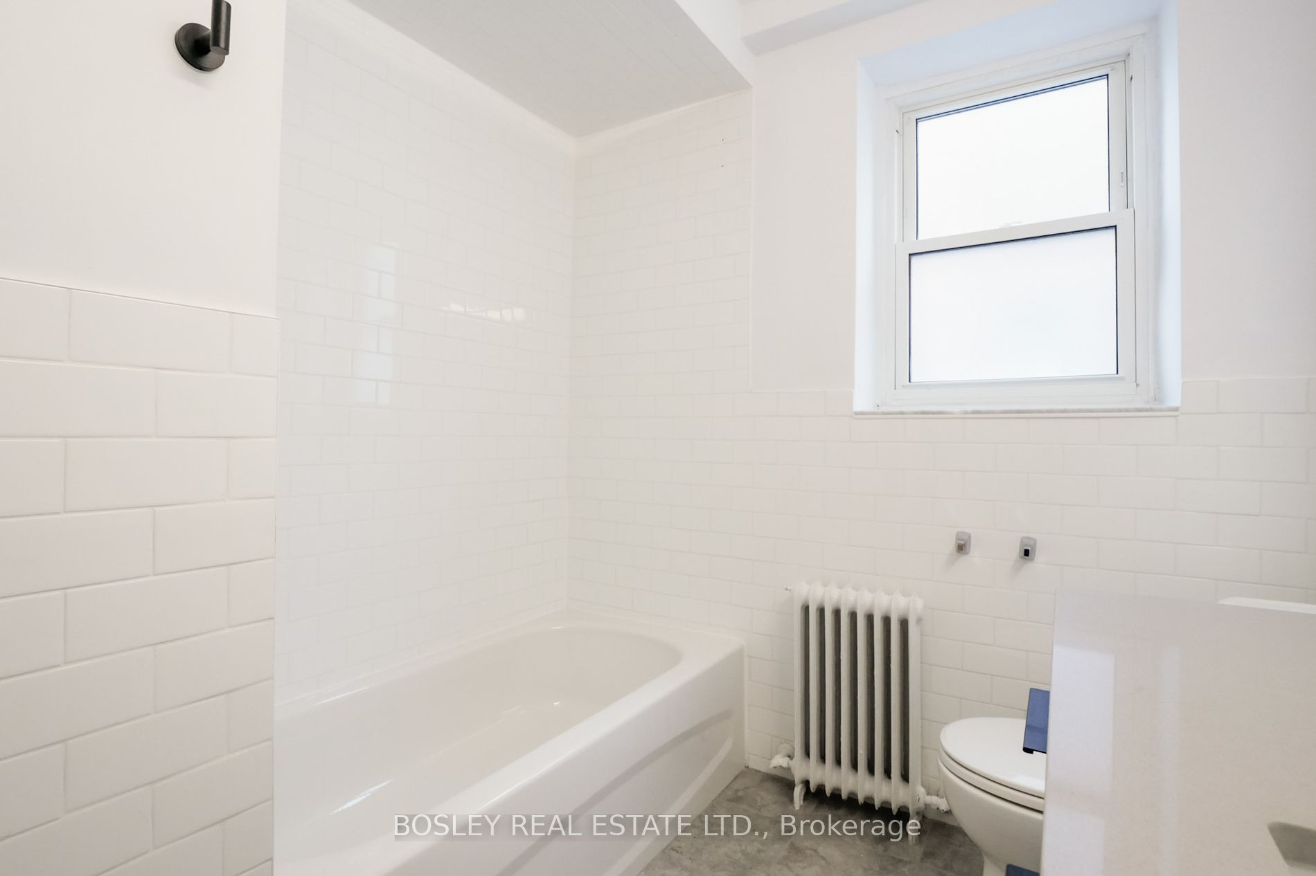 555 Birchmount Rd