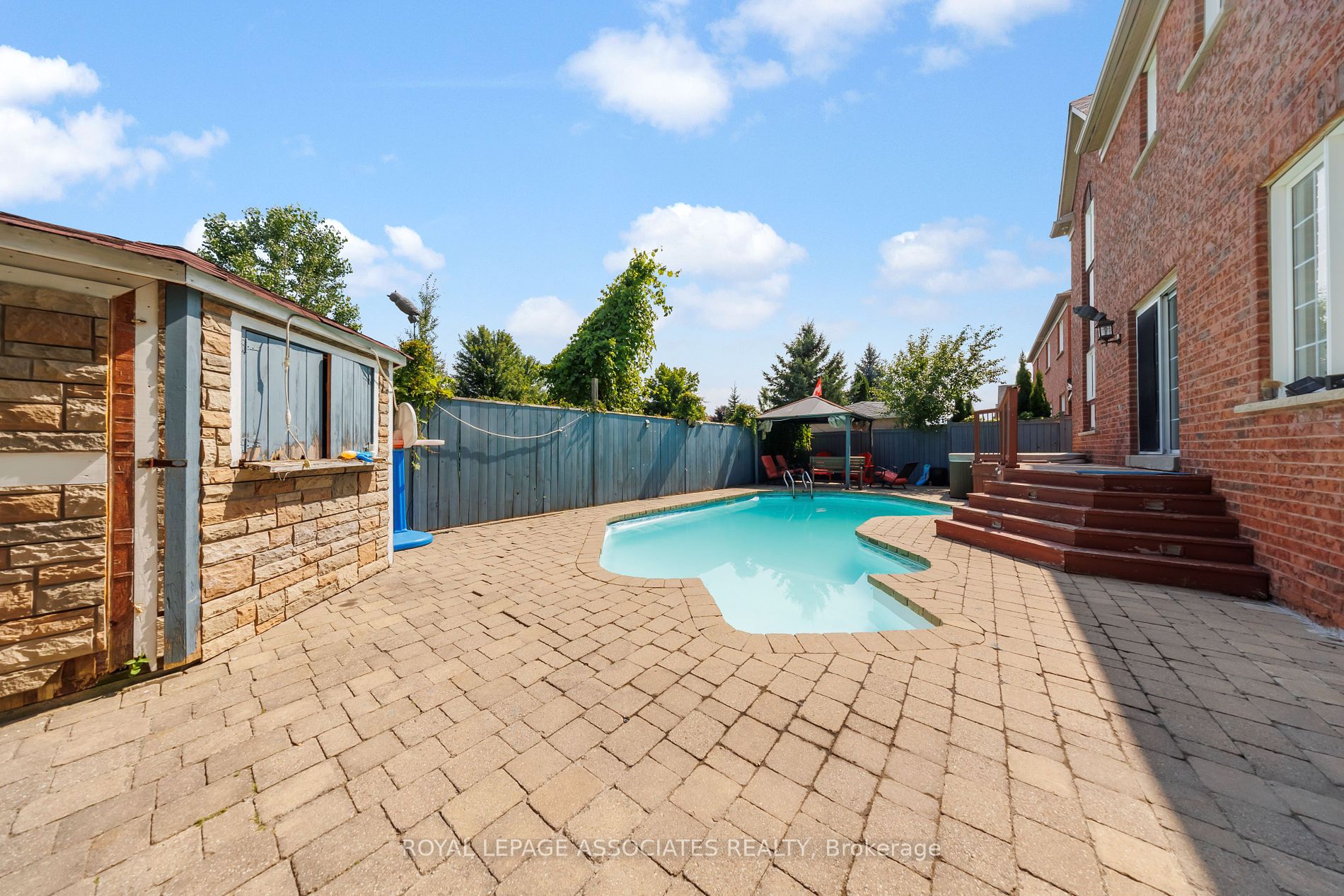 36 Goodhart Cres