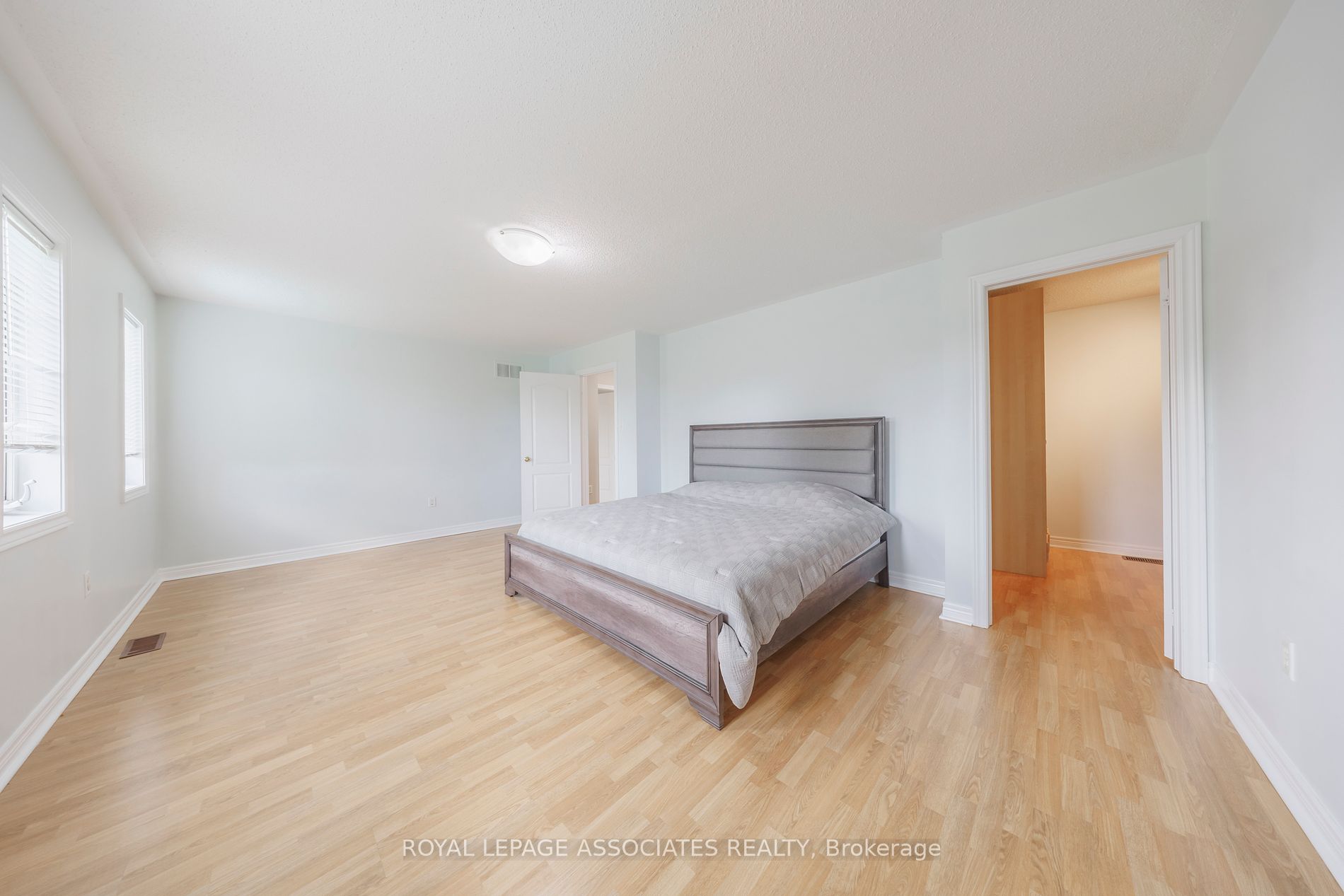36 Goodhart Cres