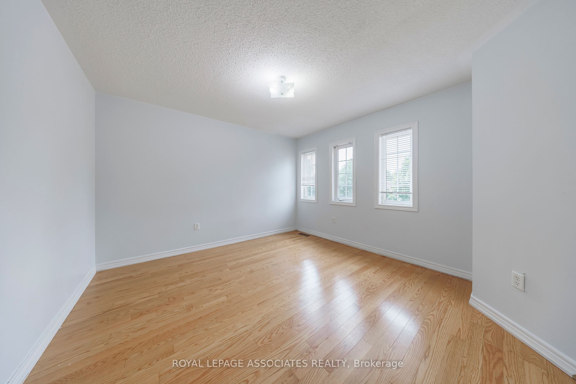 36 Goodhart Cres