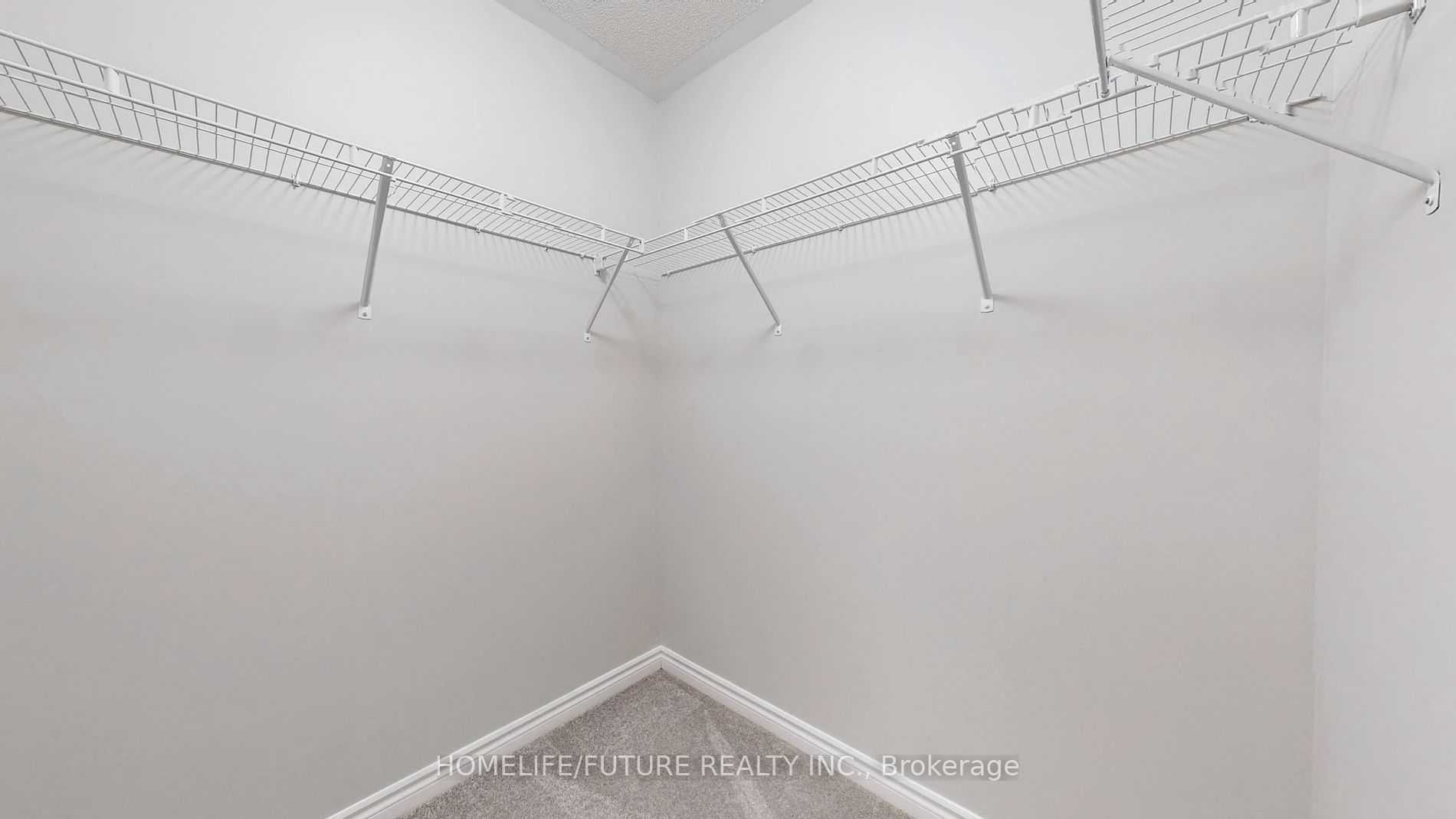 157 Closson Dr