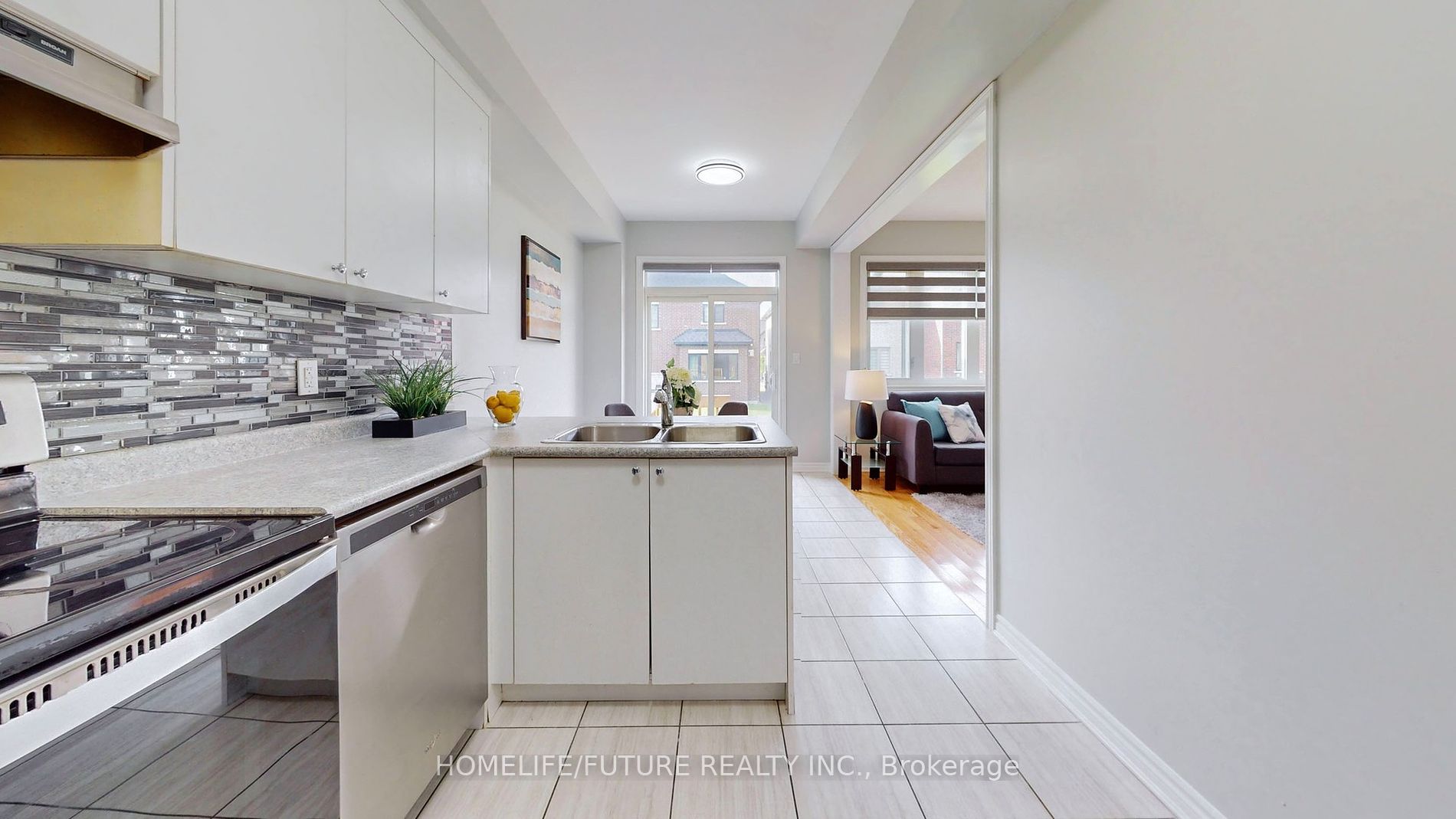 157 Closson Dr