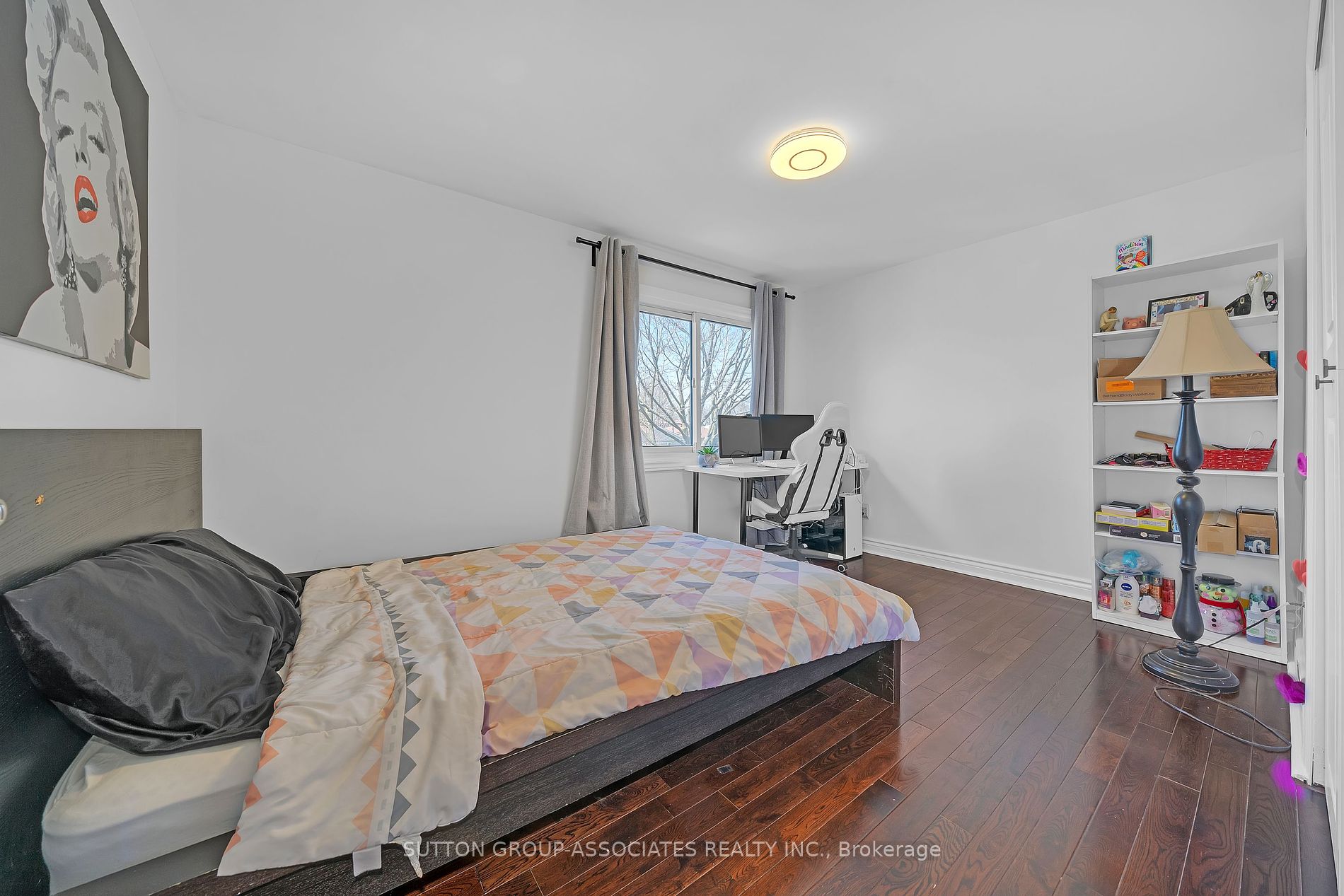 62 Swanston Cres