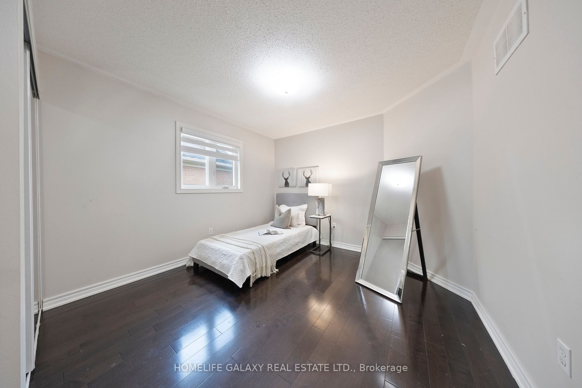 45 Palomino Place