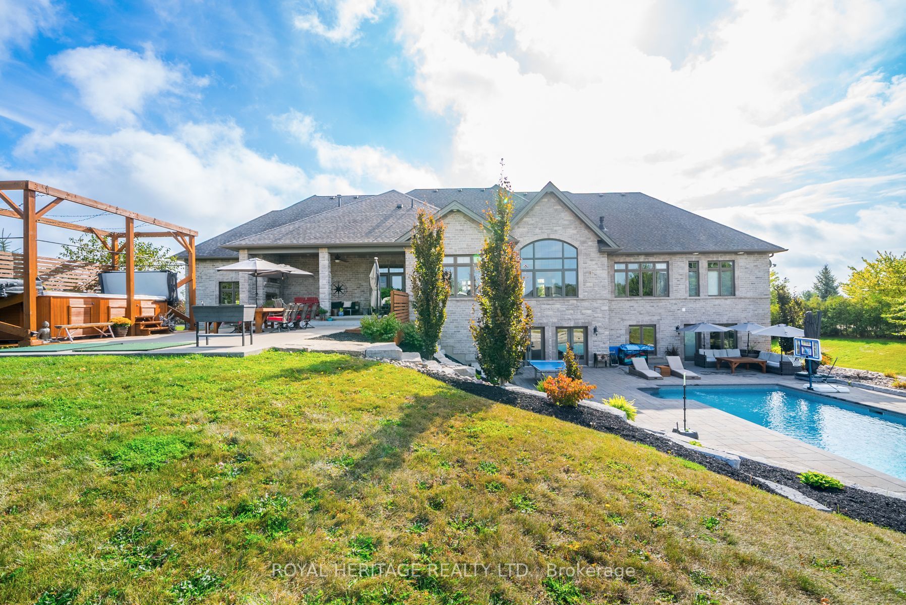 111 Cawkers Cove Rd