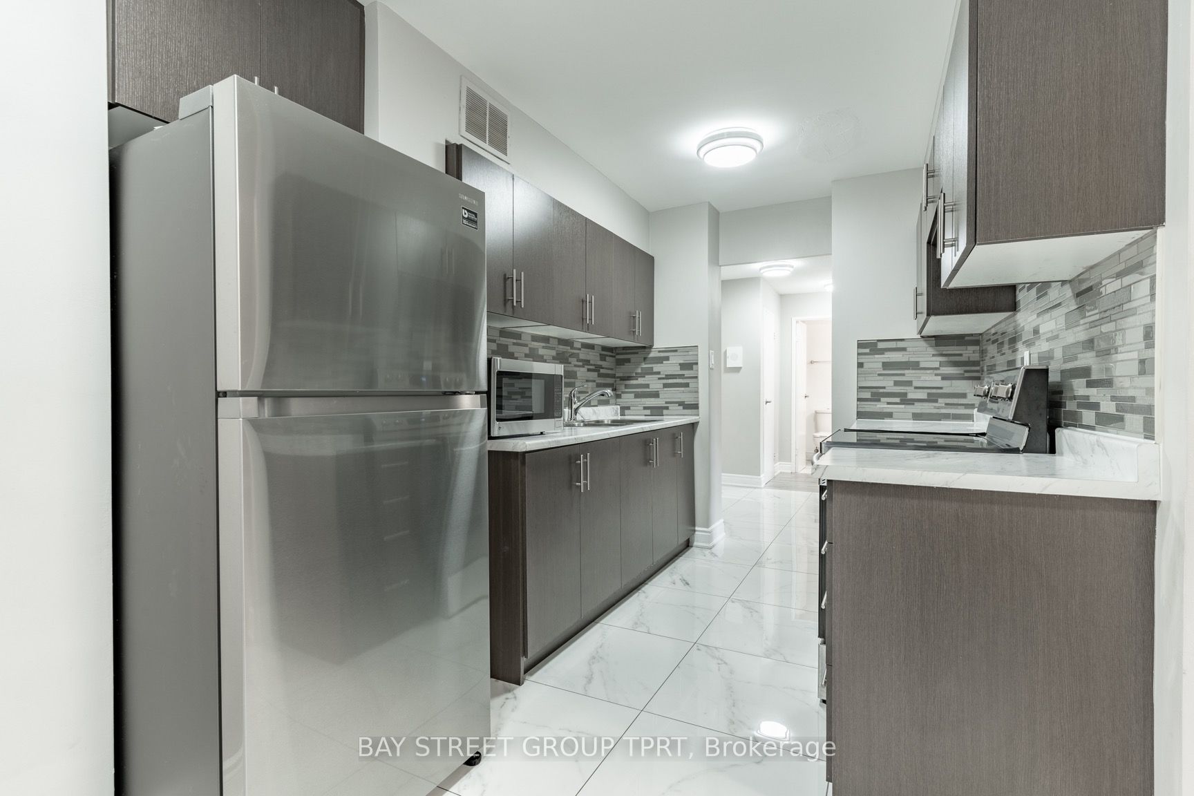 180 Markham Rd, #207
