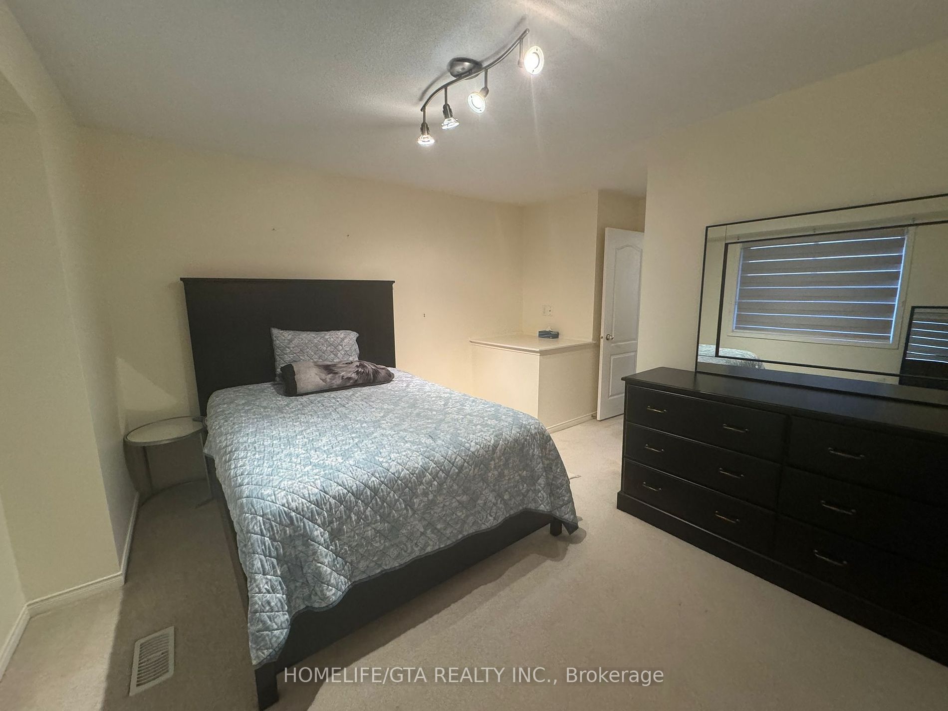 72 Oakins Lane #36