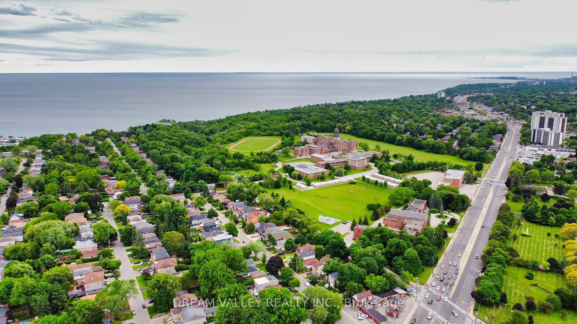 27A St Quentin Ave