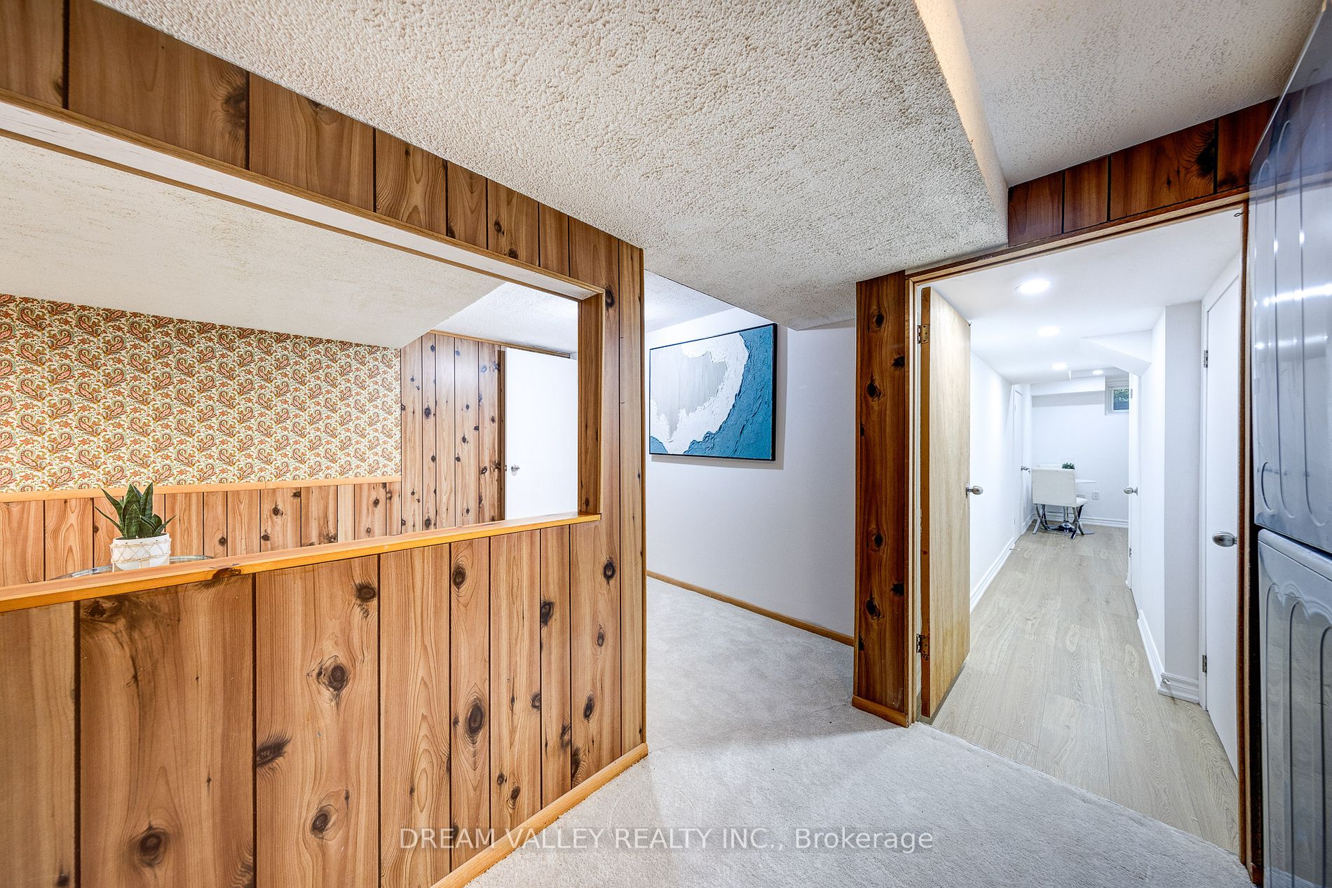 27A St Quentin Ave